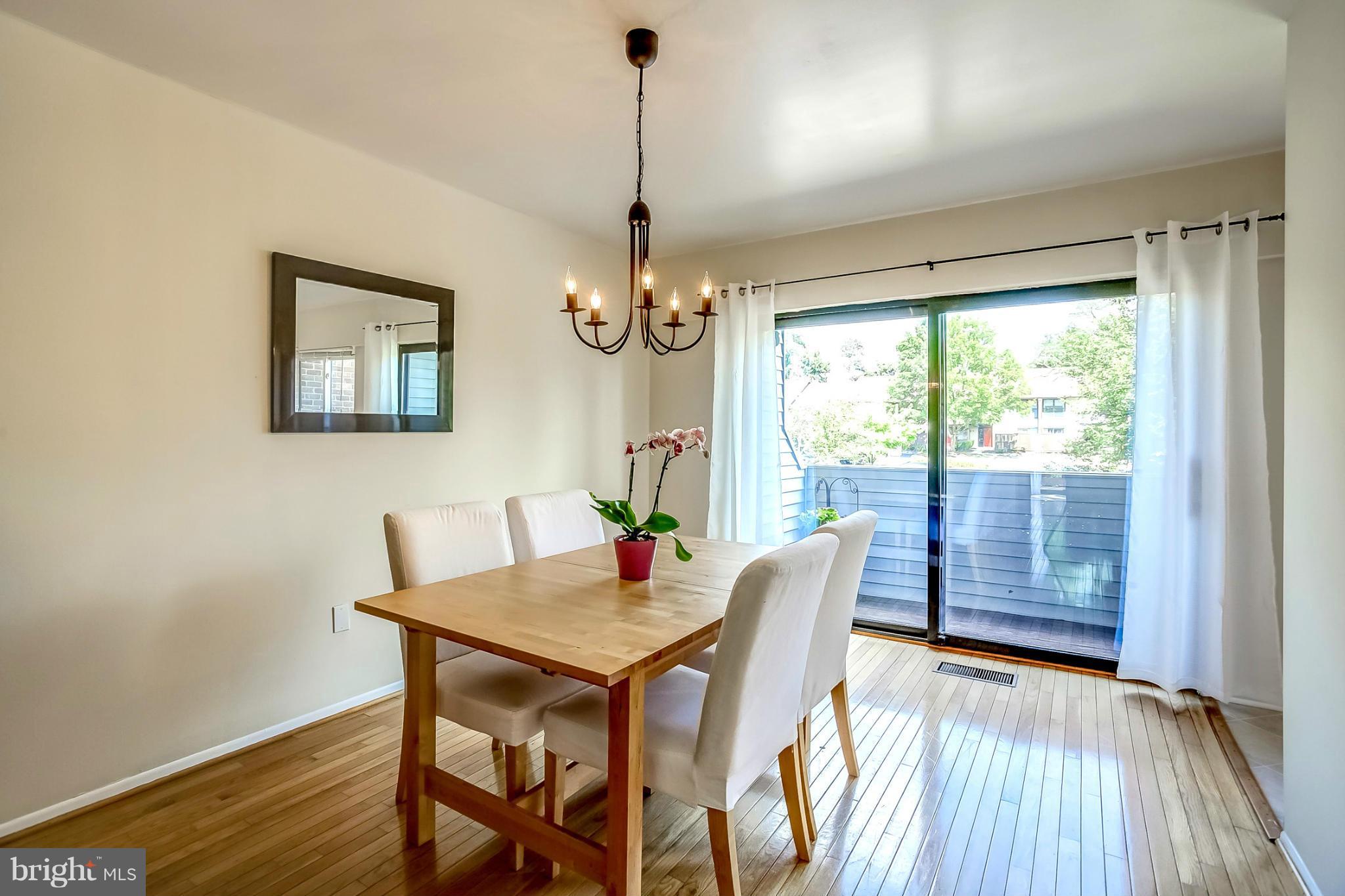 TOWN CENTER - Residential