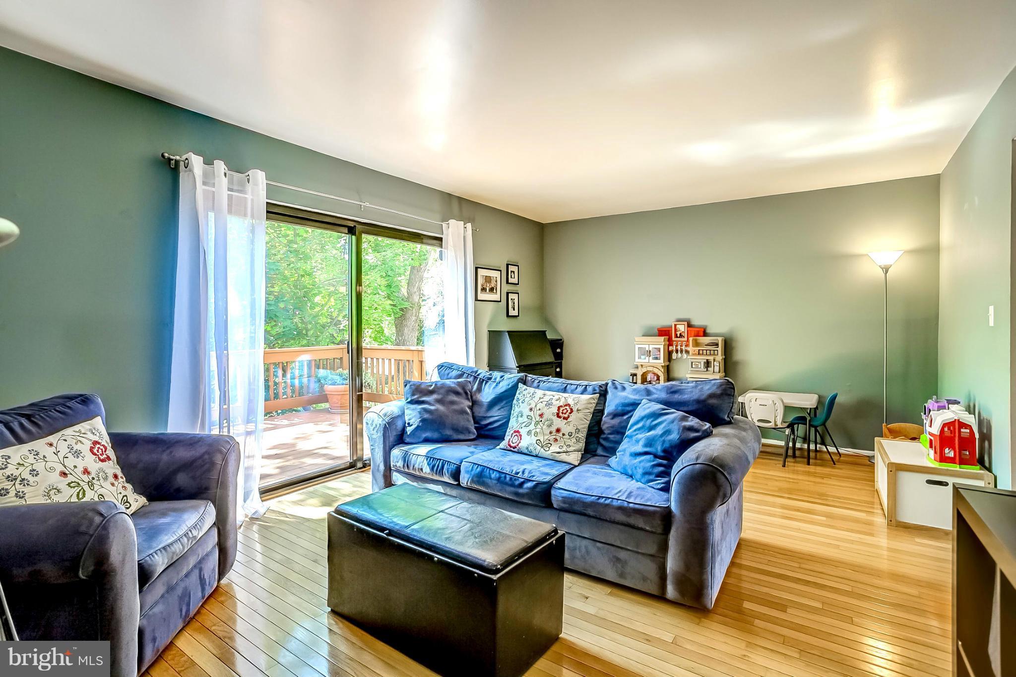 TOWN CENTER - Residential