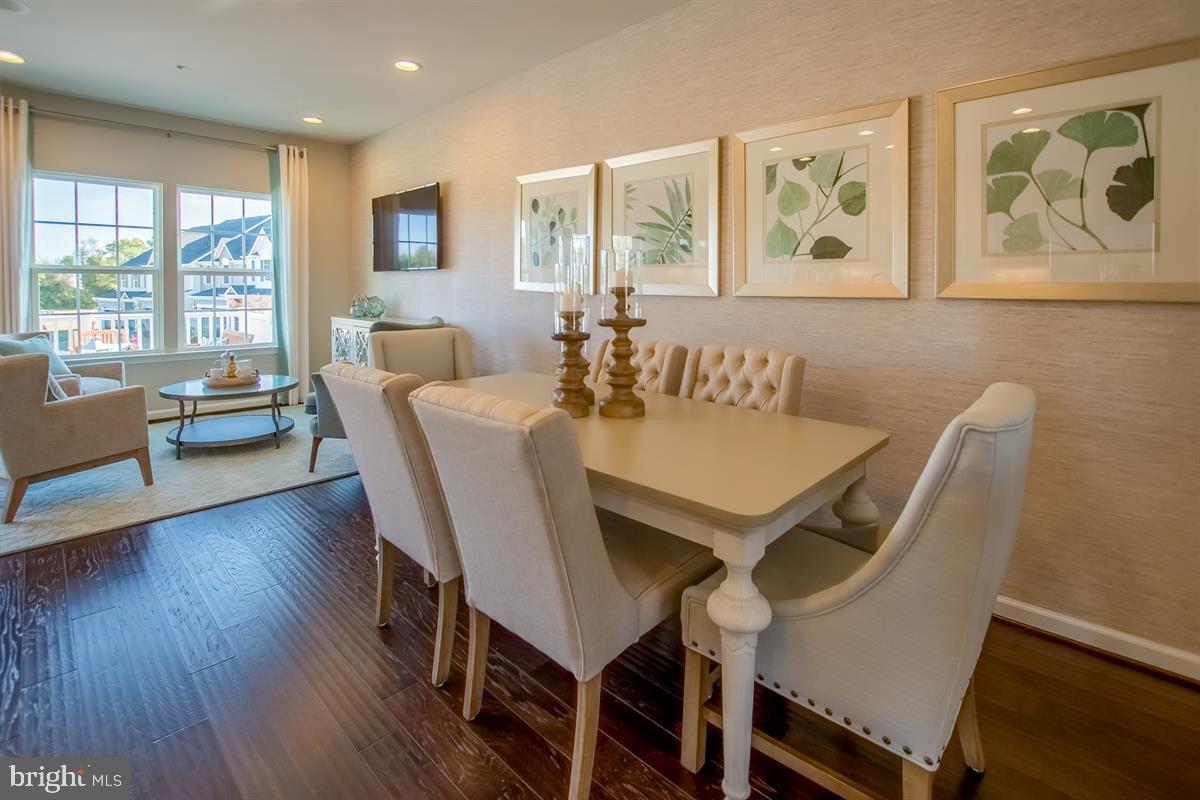 PARKSIDE - Residential