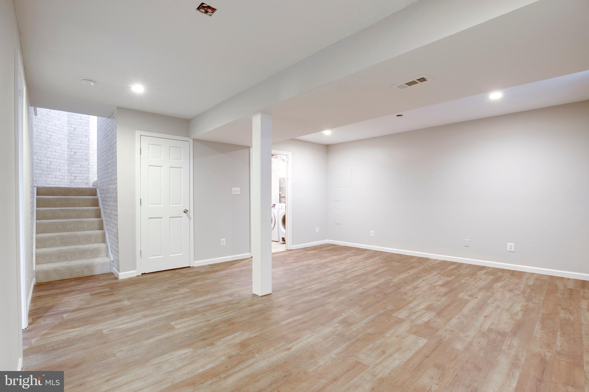 CARDINAL CREST - Residential