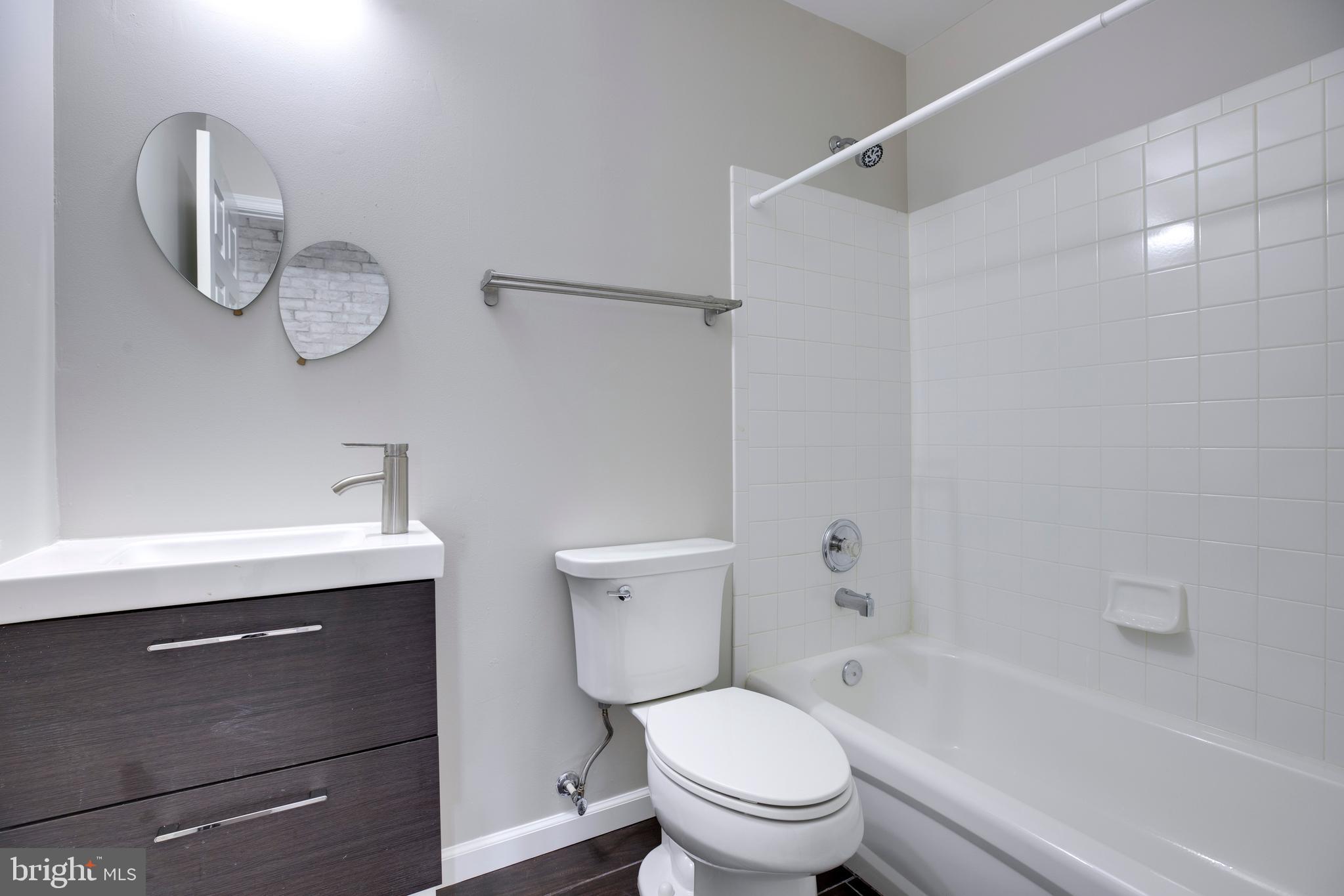 CARDINAL CREST - Residential