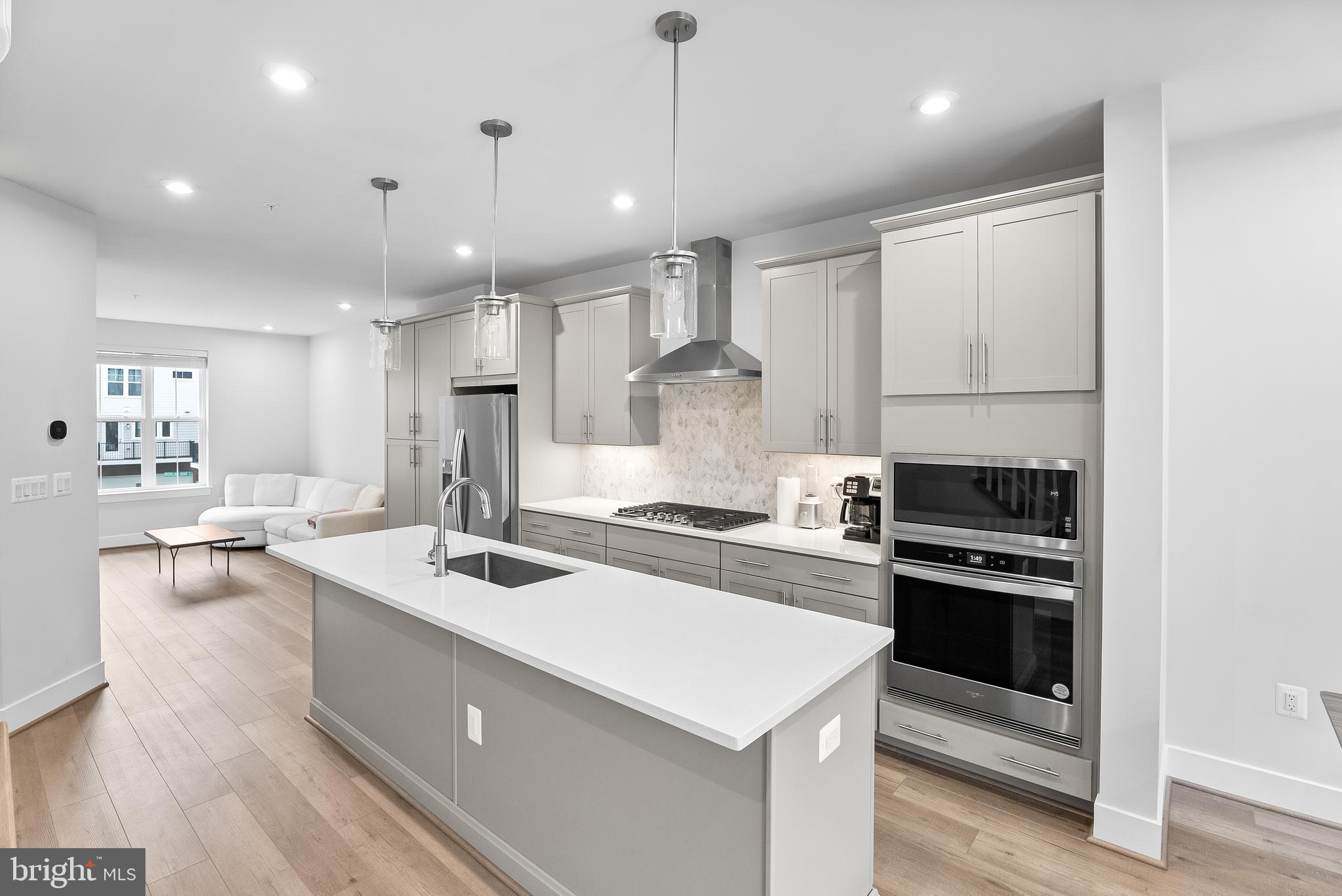 468 ALTEZZA DRIVE NE