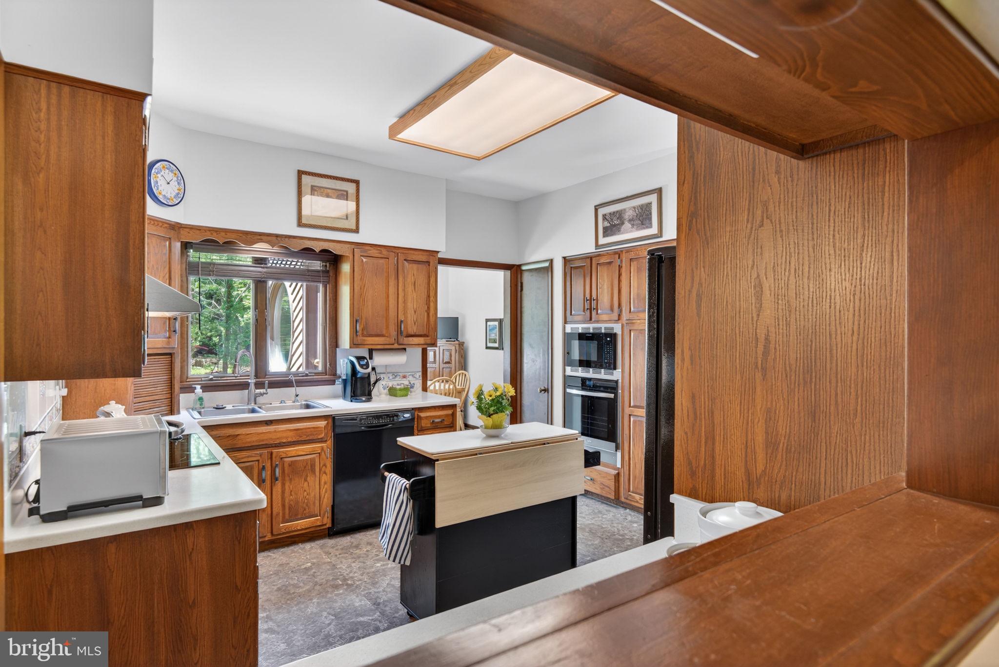 EAST HEMPFIELD TWP - Residential