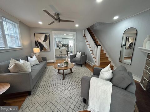 352 LAKEVIEW AVENUE DREXEL HILL PA 19026