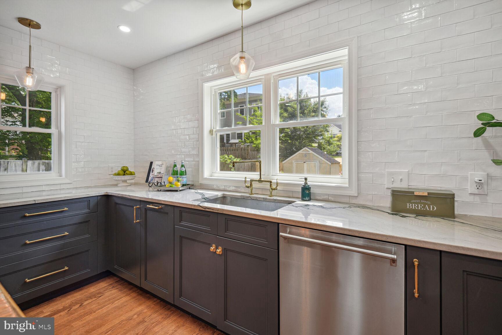 WARNERS ADDITION TO KENSINGTON - Residential