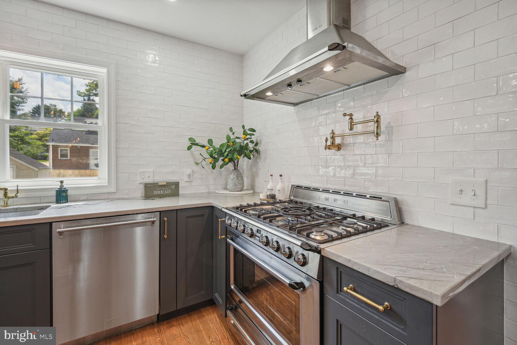 WARNERS ADDITION TO KENSINGTON - Residential