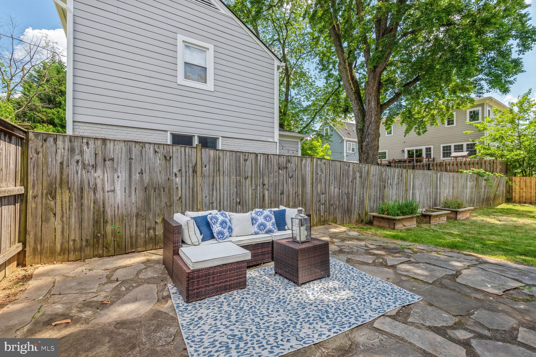 WARNERS ADDITION TO KENSINGTON - Residential