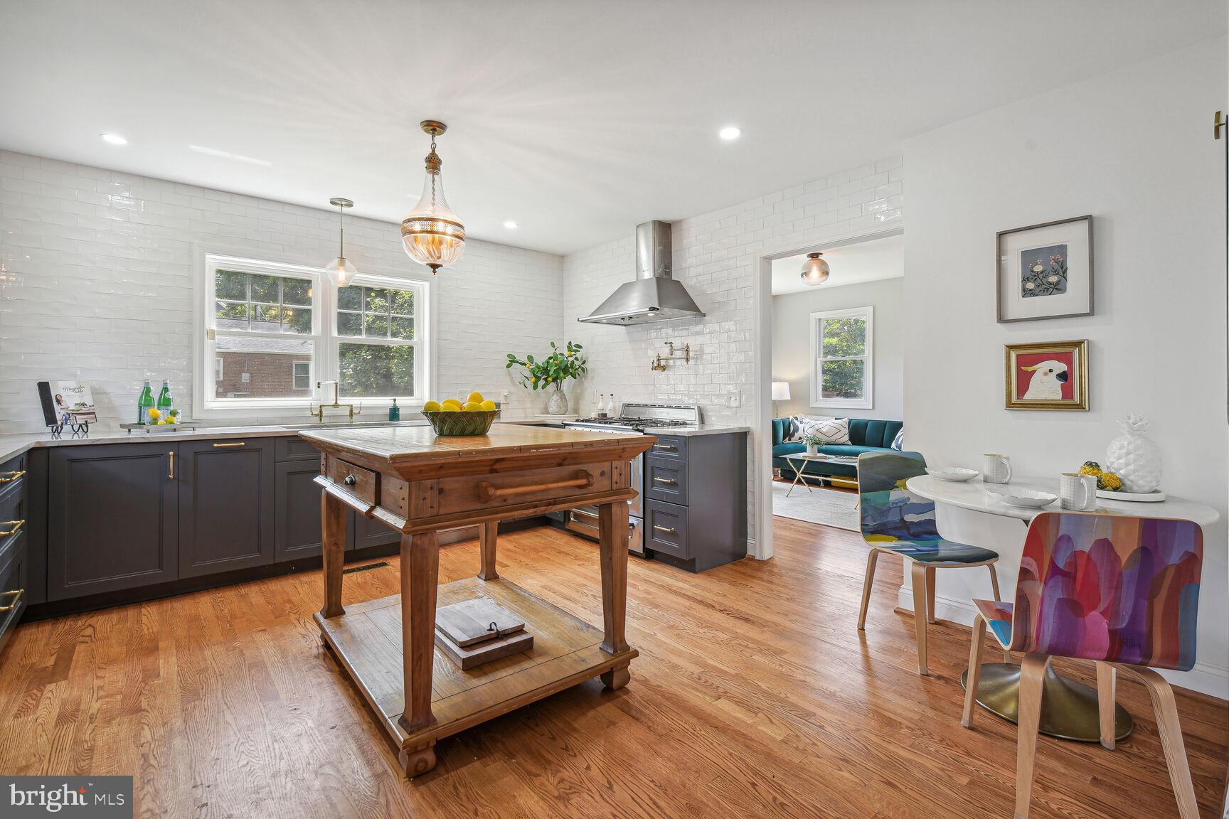 WARNERS ADDITION TO KENSINGTON - Residential