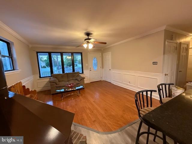 25 N COLES AVENUE