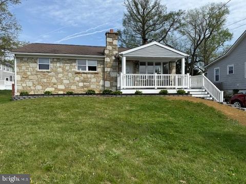 25 N COLES AVENUE MAPLE SHADE NJ 08052