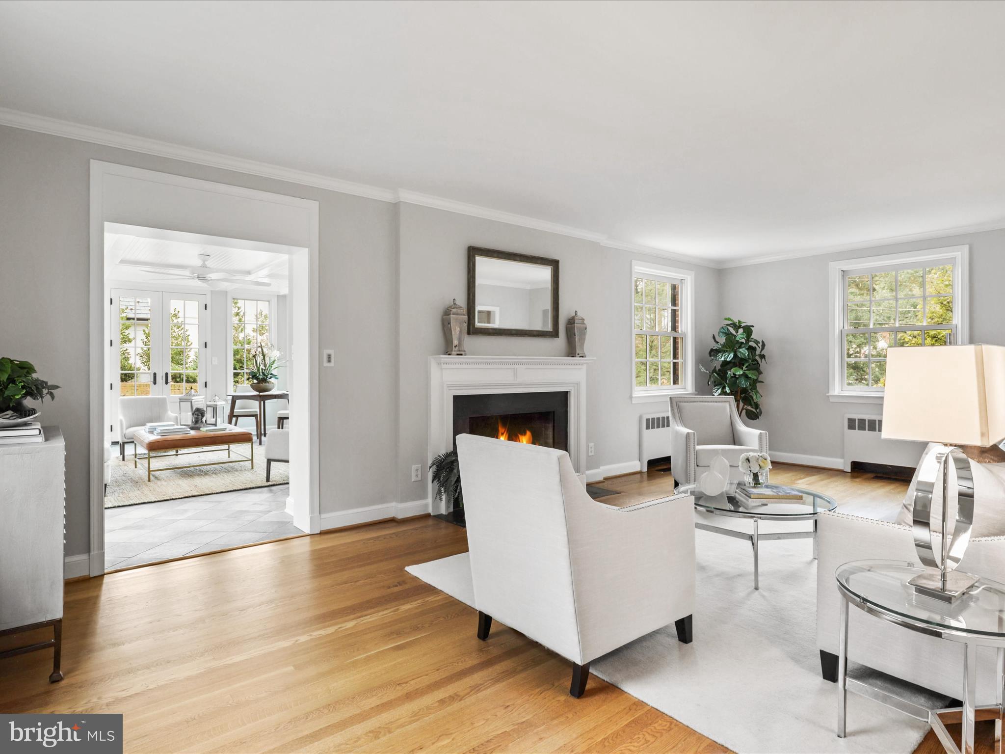 COUNTRY CLUB HILLS - Residential