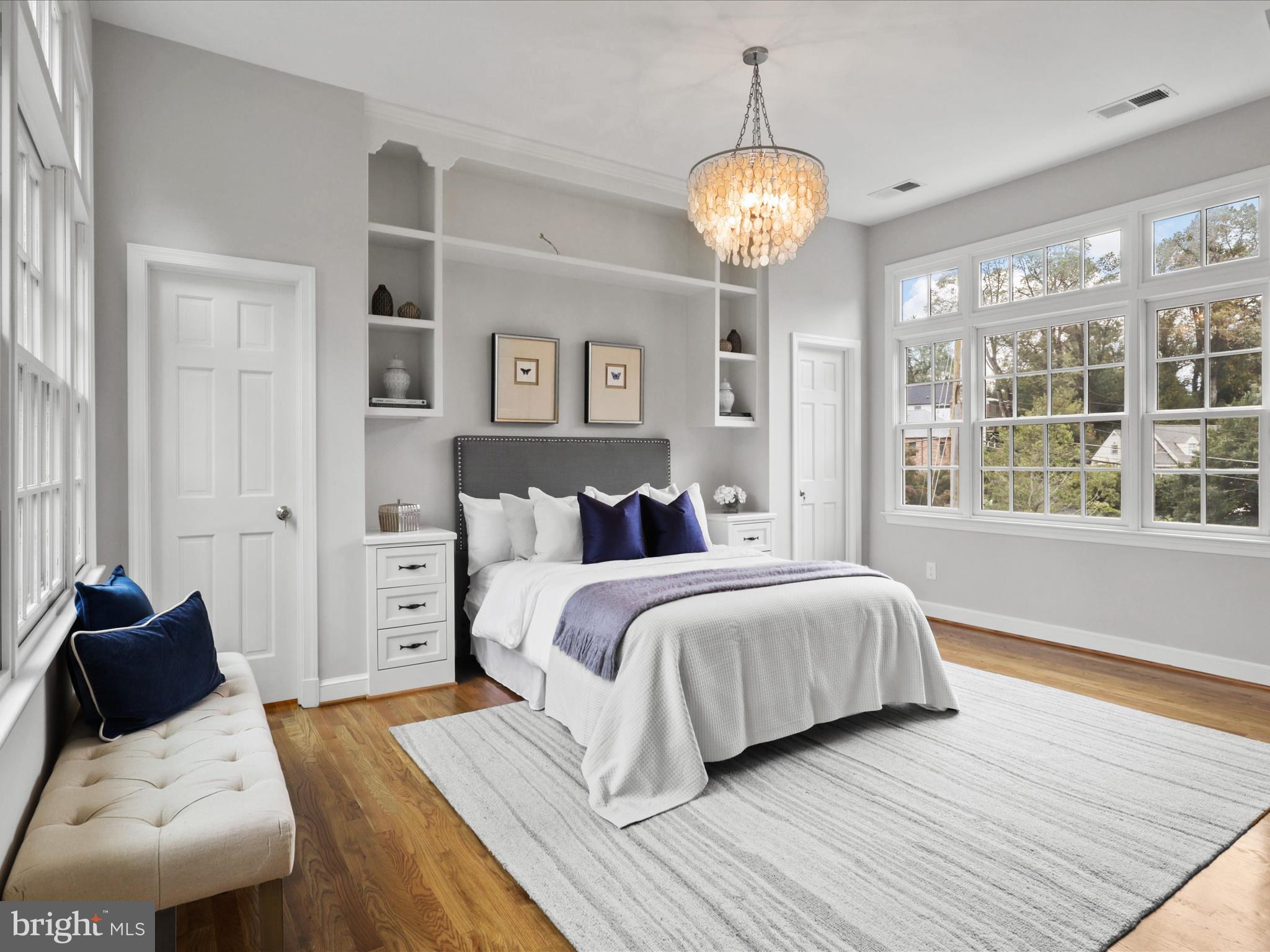 COUNTRY CLUB HILLS - Residential