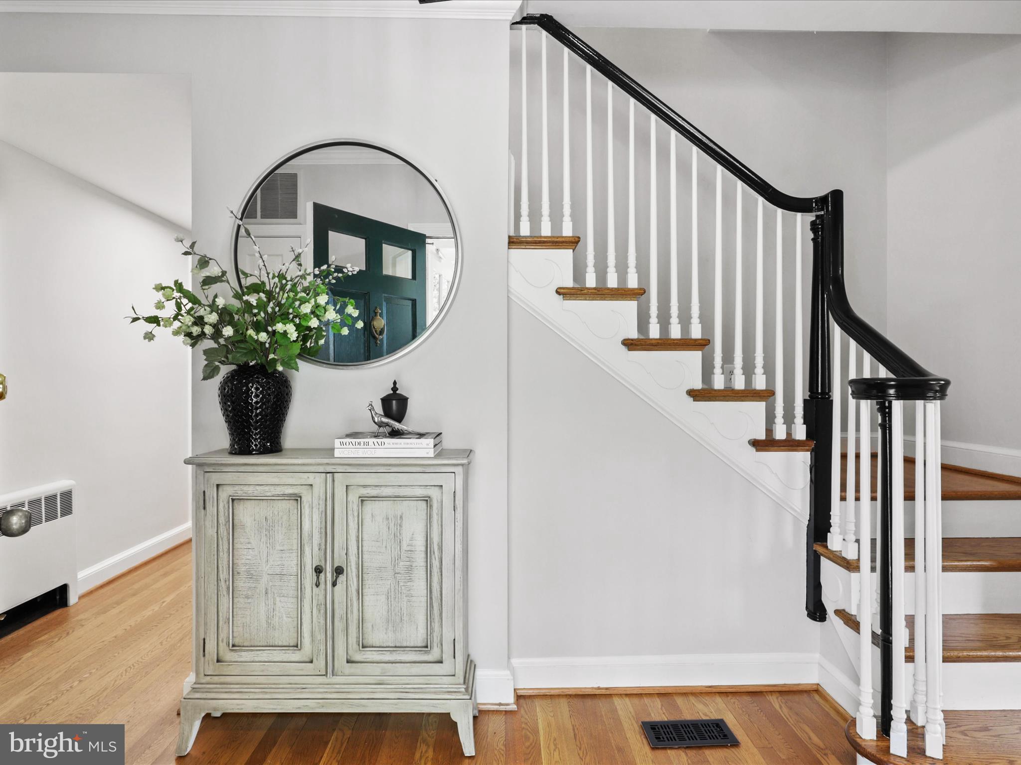 COUNTRY CLUB HILLS - Residential