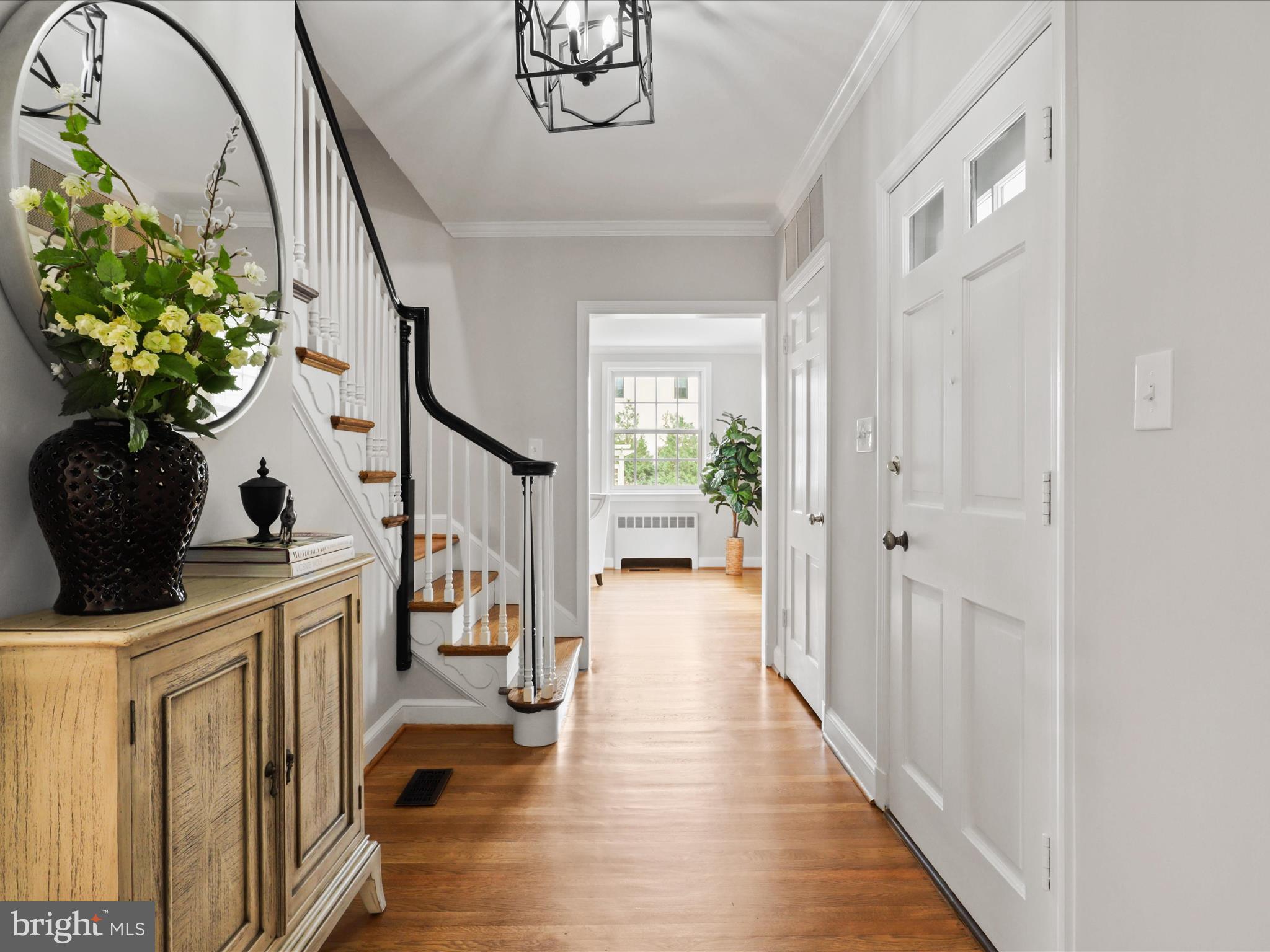 COUNTRY CLUB HILLS - Residential