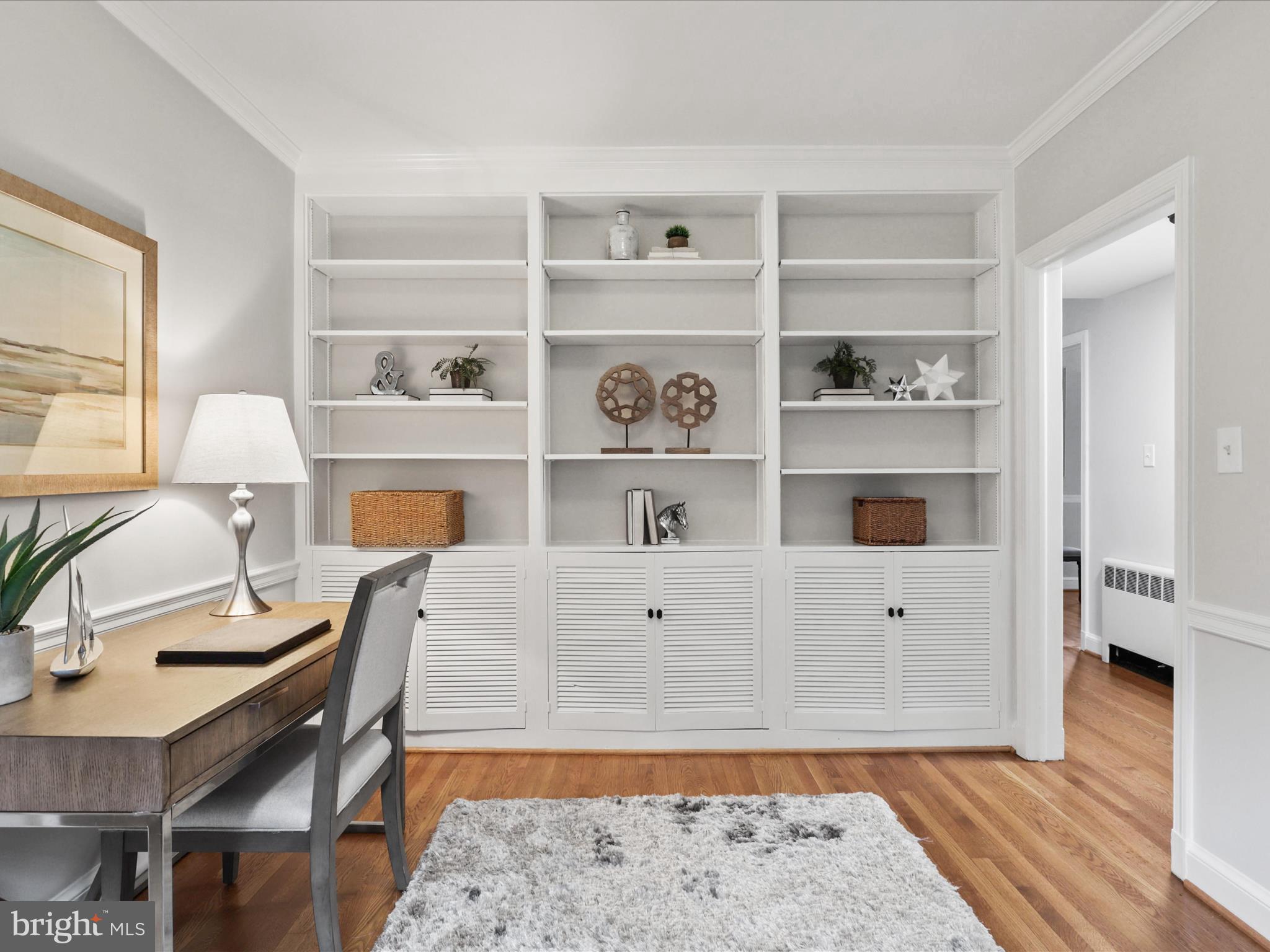 COUNTRY CLUB HILLS - Residential