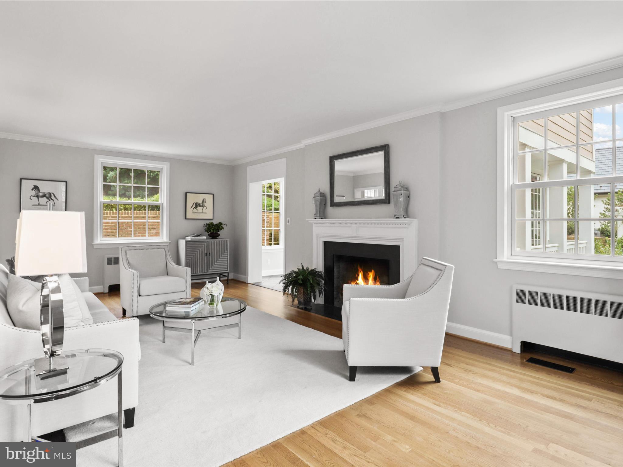 COUNTRY CLUB HILLS - Residential