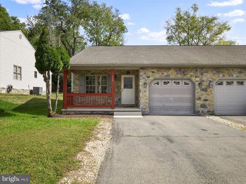 Townhouse For Sale - 920 Frederick Street<br/> Washington County, HAGERSTOWN, MD 21740