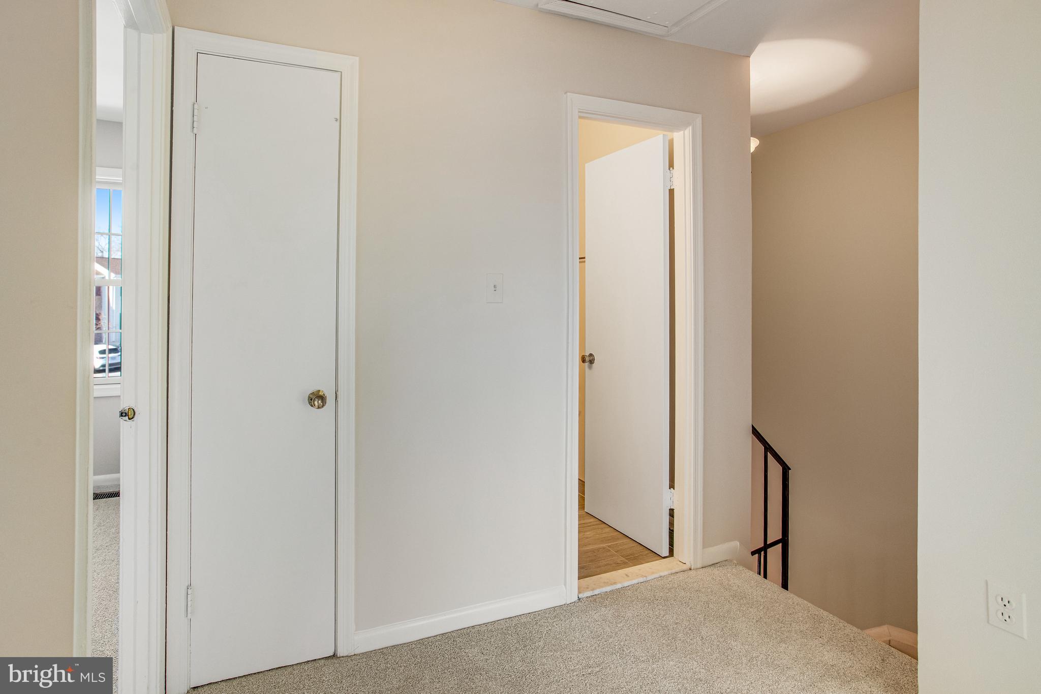 LAKE RIDGE - Residential Lease