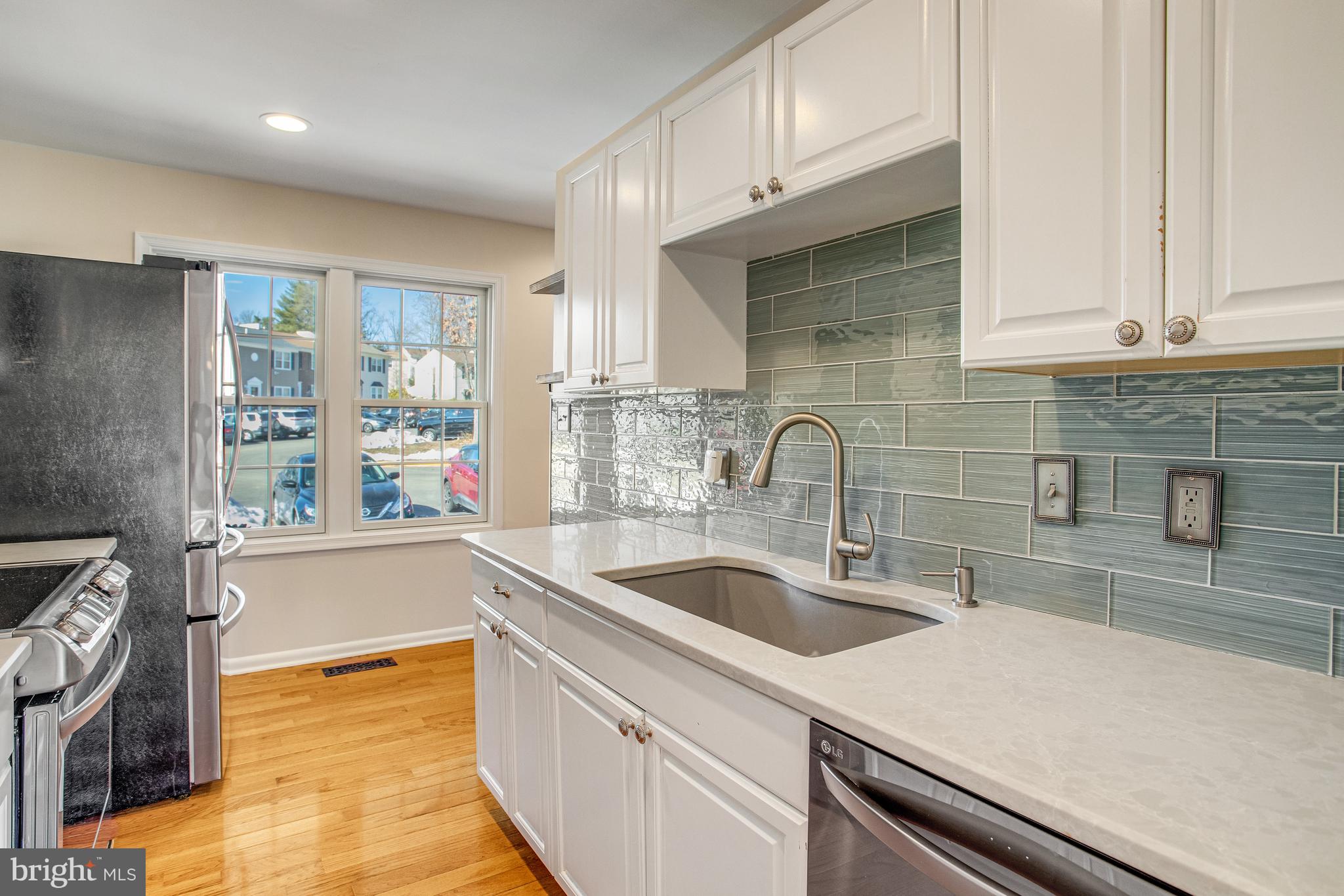 LAKE RIDGE - Residential Lease