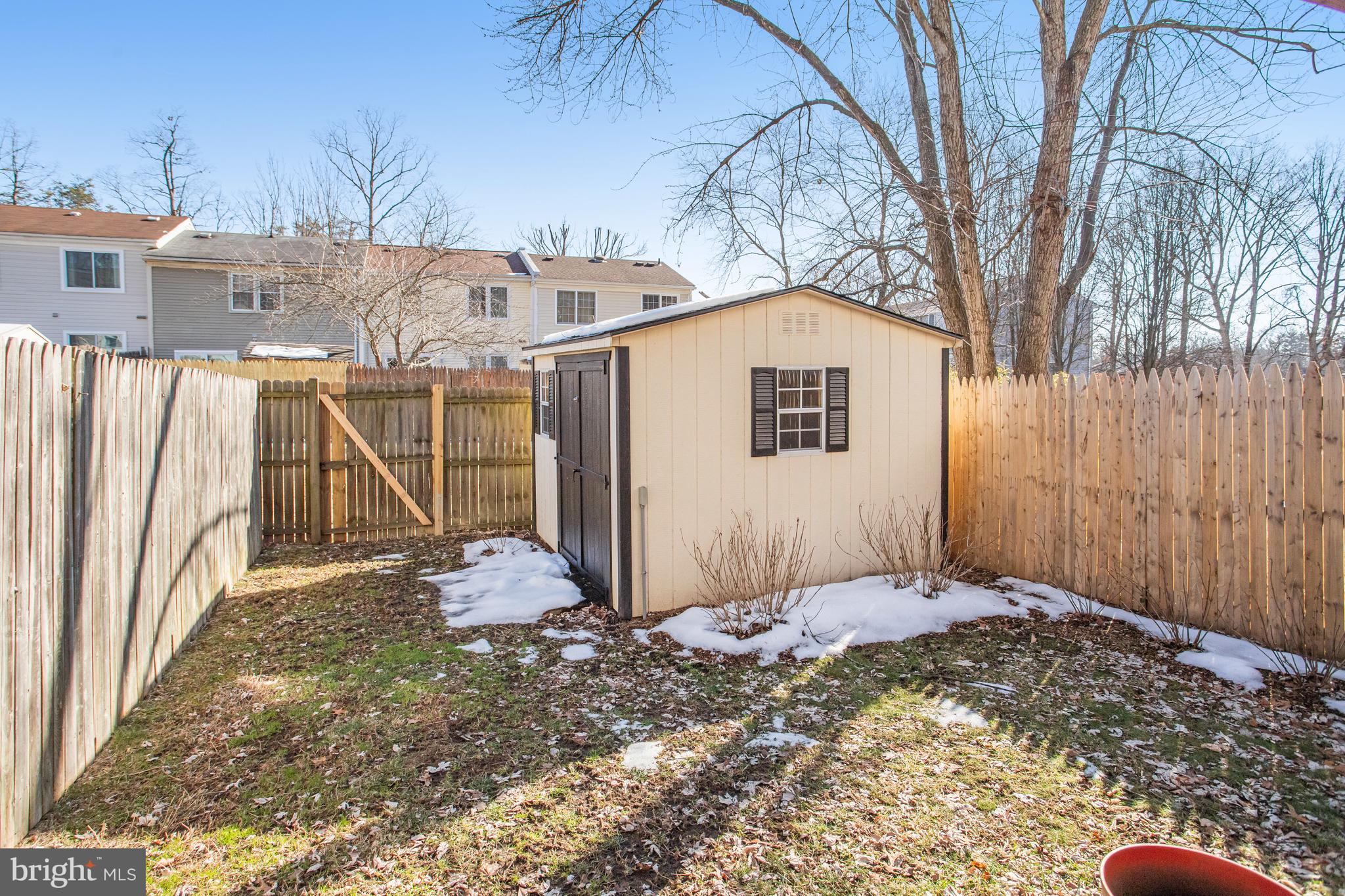 LAKE RIDGE - Residential Lease