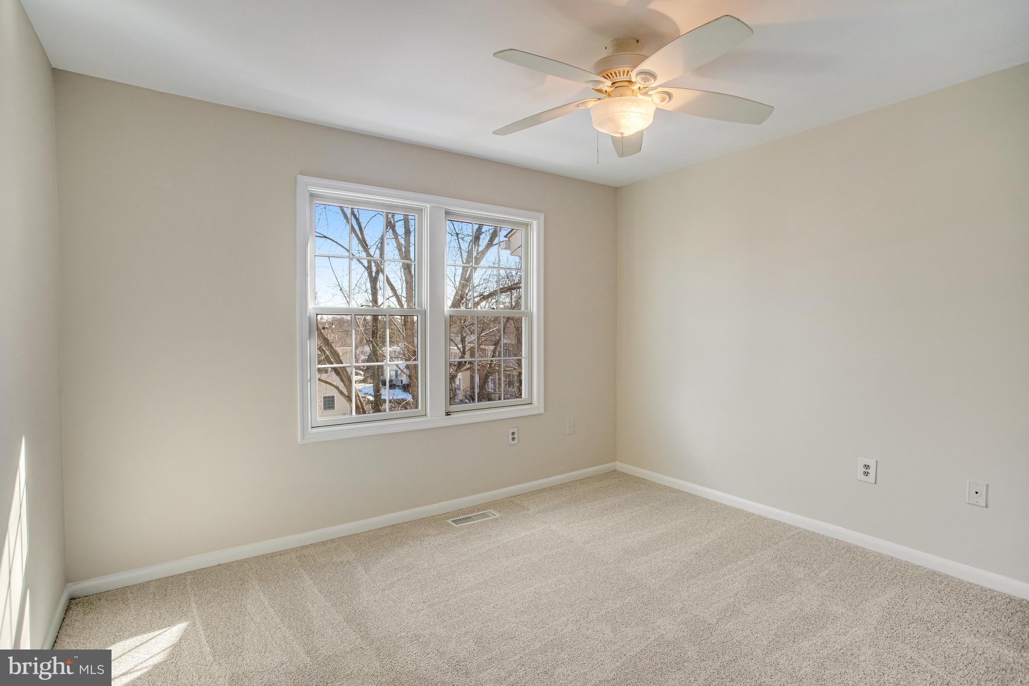 LAKE RIDGE - Residential Lease