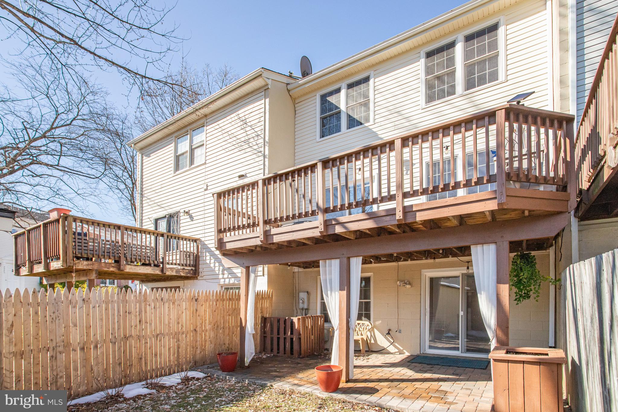 LAKE RIDGE - Residential Lease