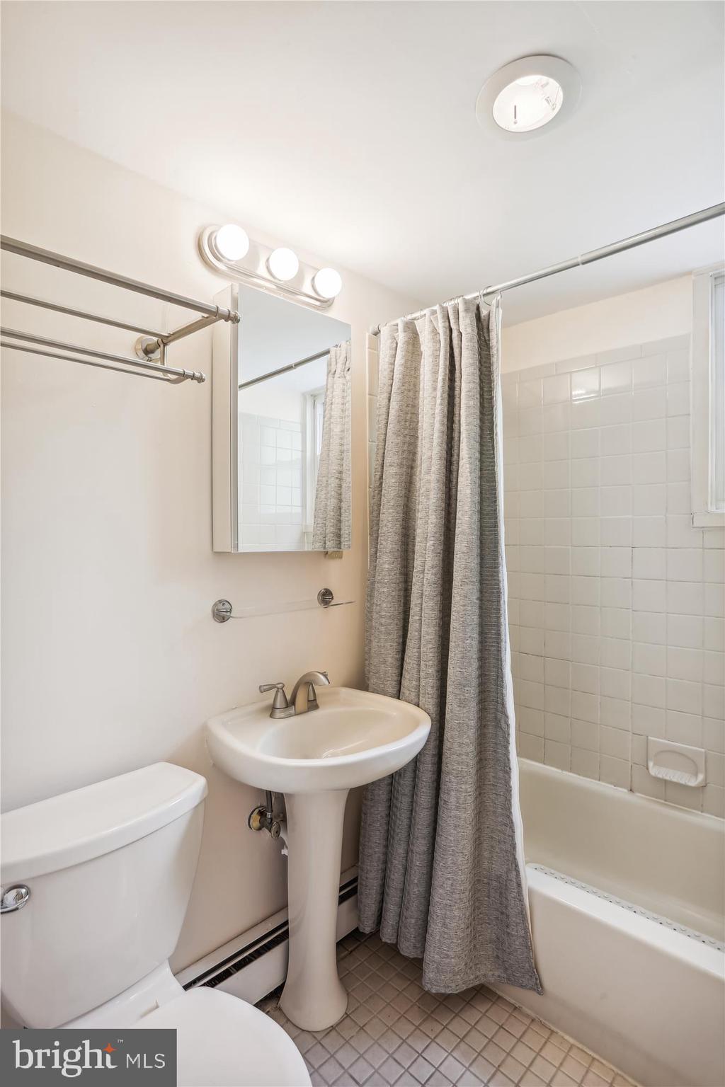 TAKOMA PARK - Residential