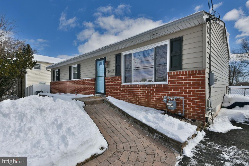 Photo of 1653 Fitzwatertown Road, WILLOW GROVE, PA 19090 (MLS # PAMC2168674)