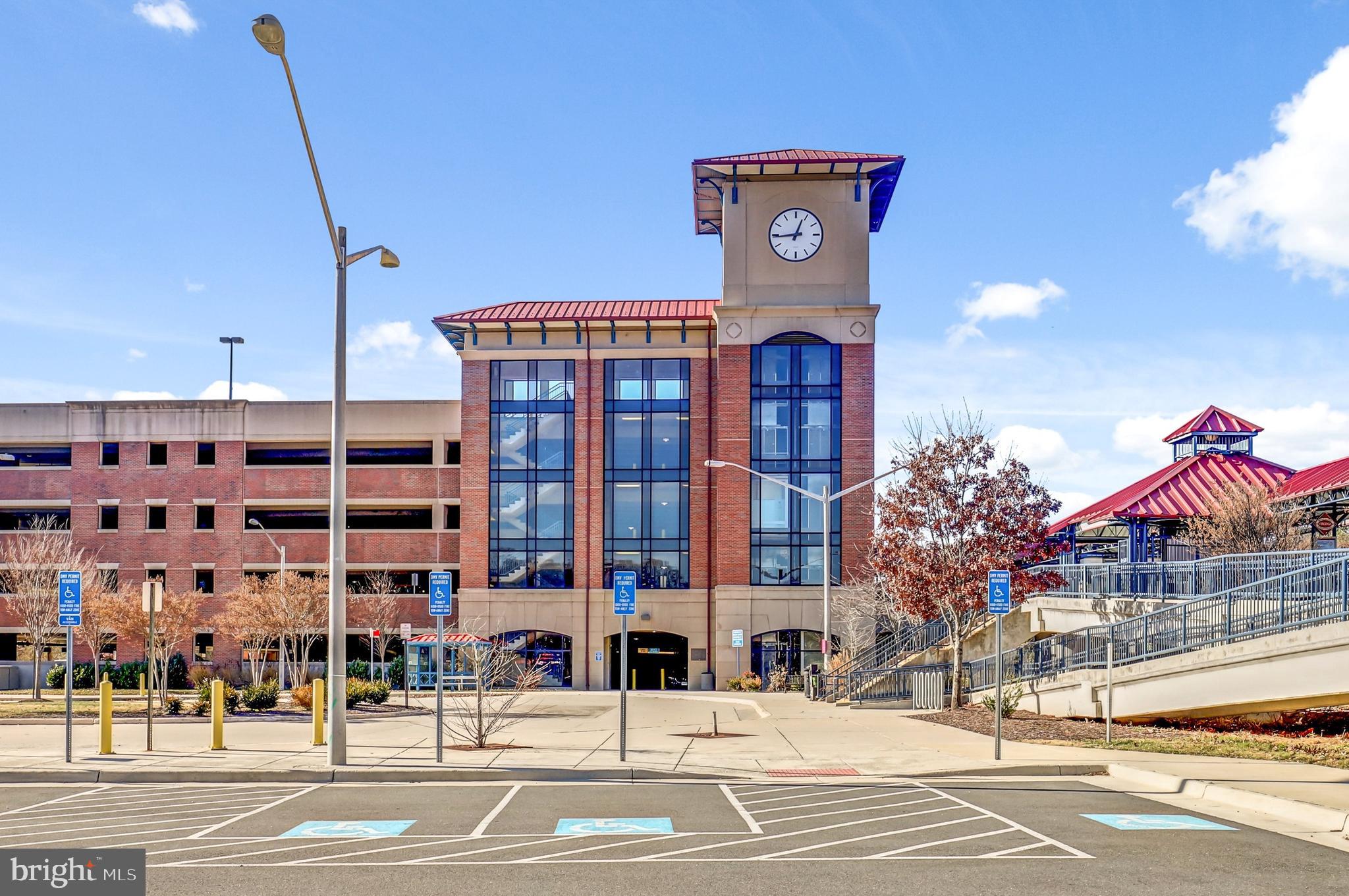 BURKE COVE - Residential