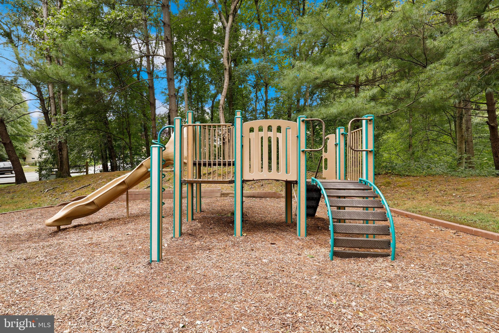 BURKE COVE - Residential