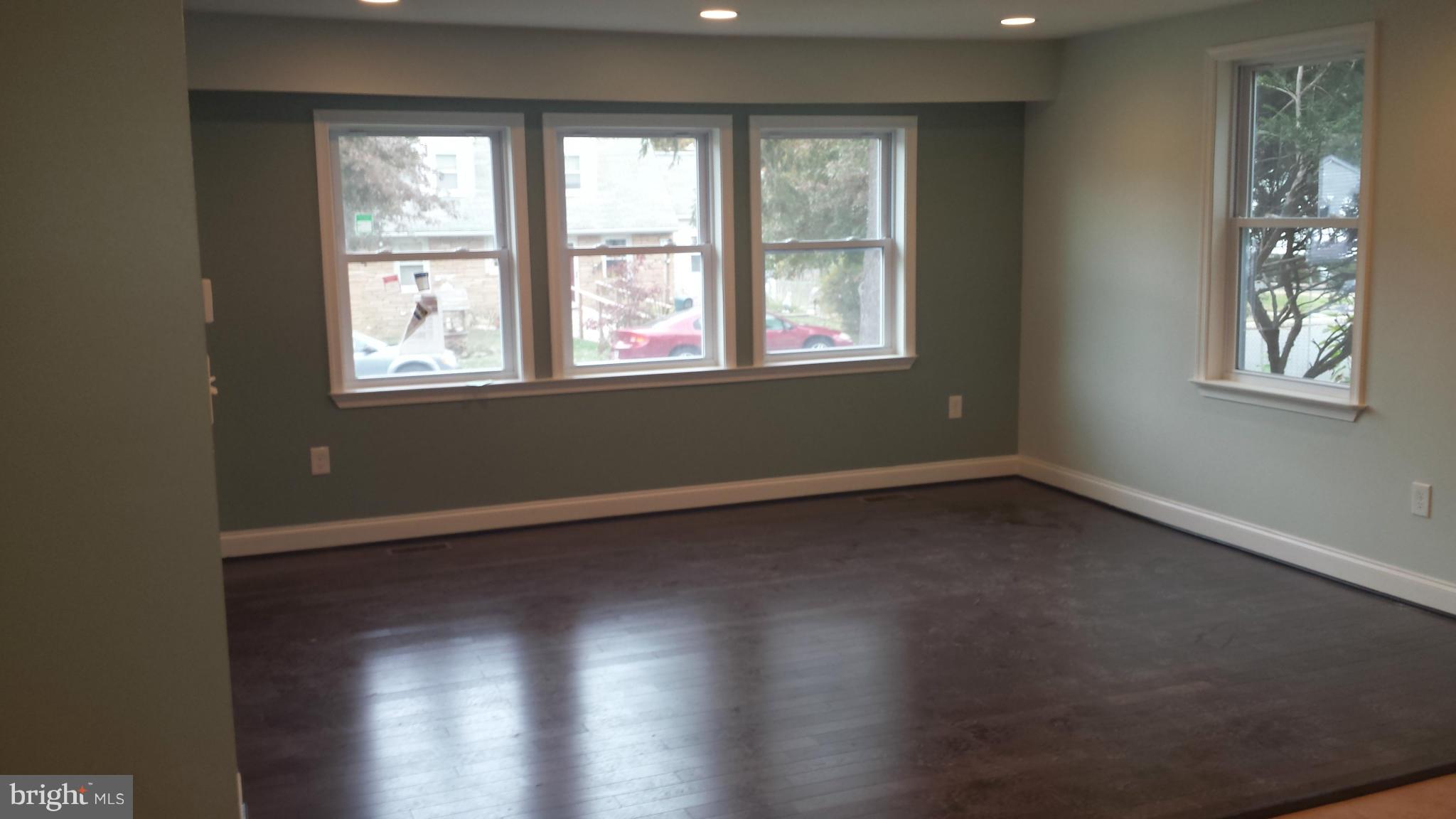 ROLAND TERRACE - Residential