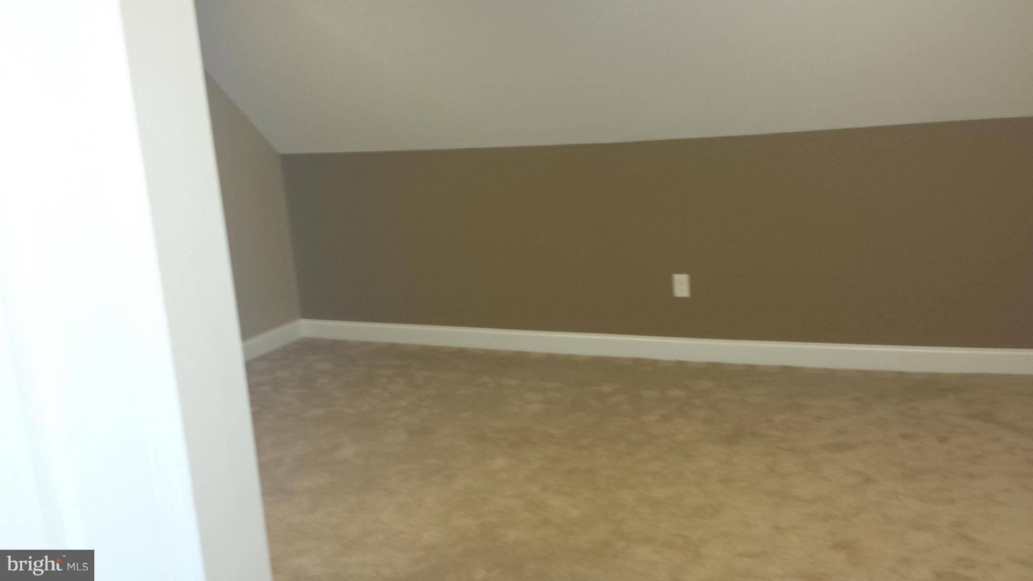 ROLAND TERRACE - Residential