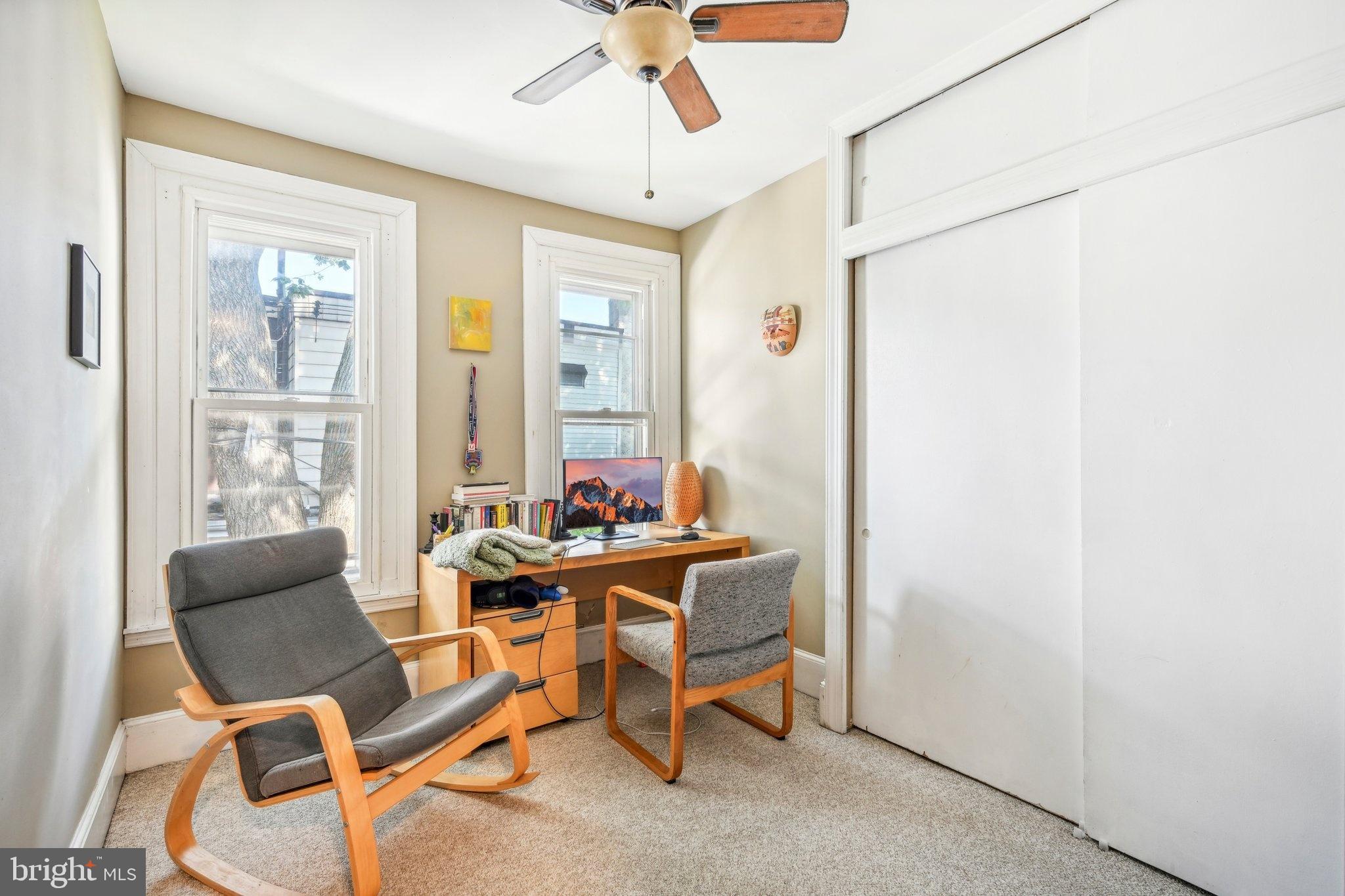 FAIRMOUNT - Residential