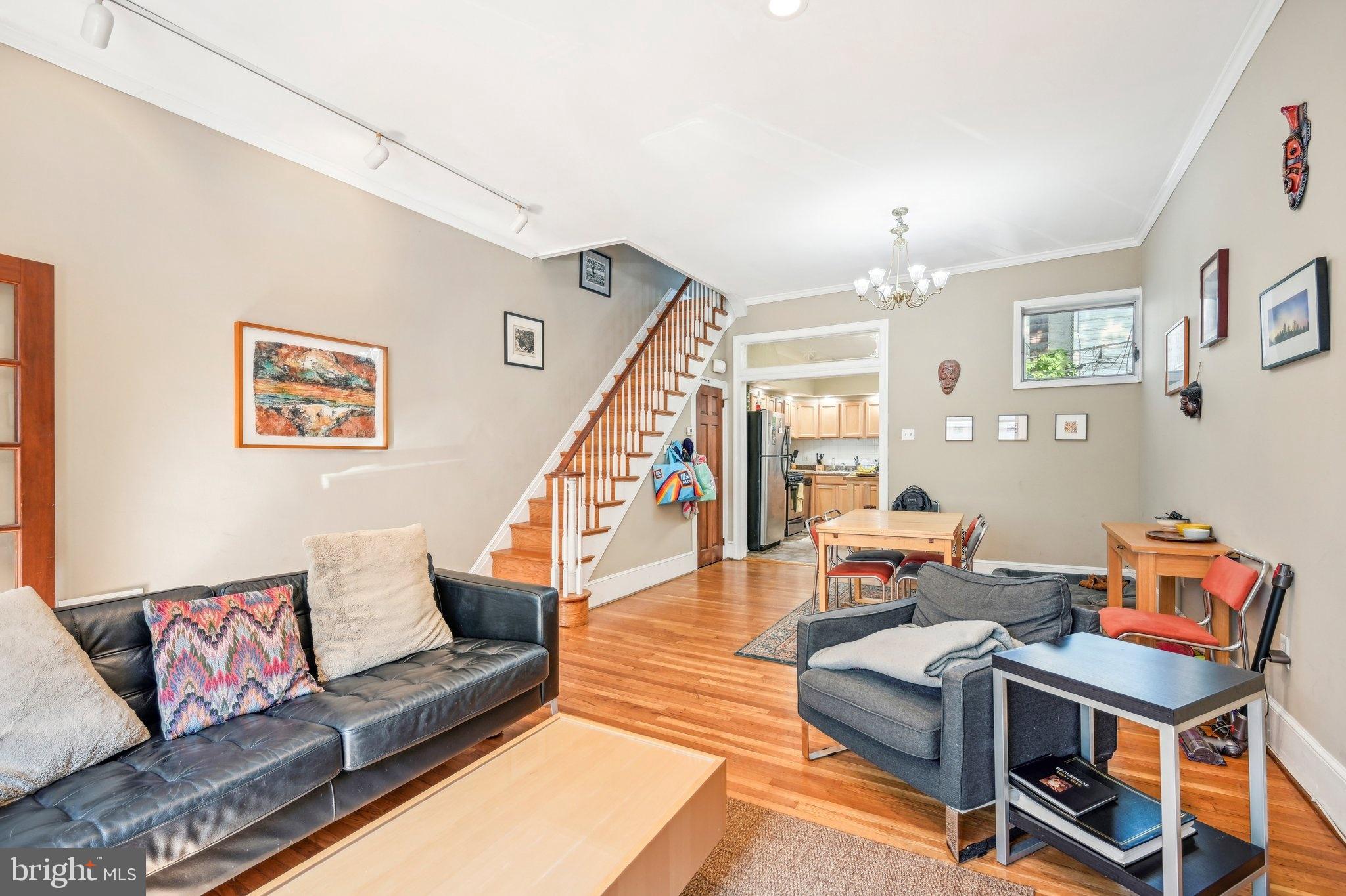 FAIRMOUNT - Residential