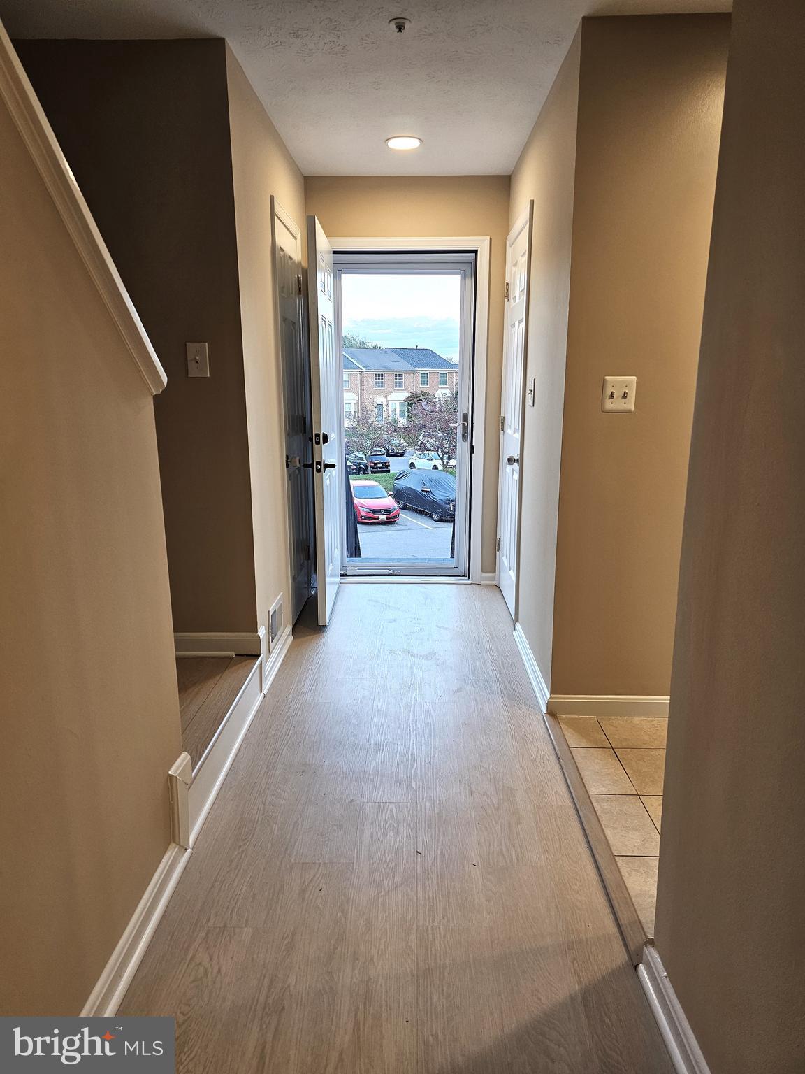 SNOWDEN RIDGE - Residential Lease