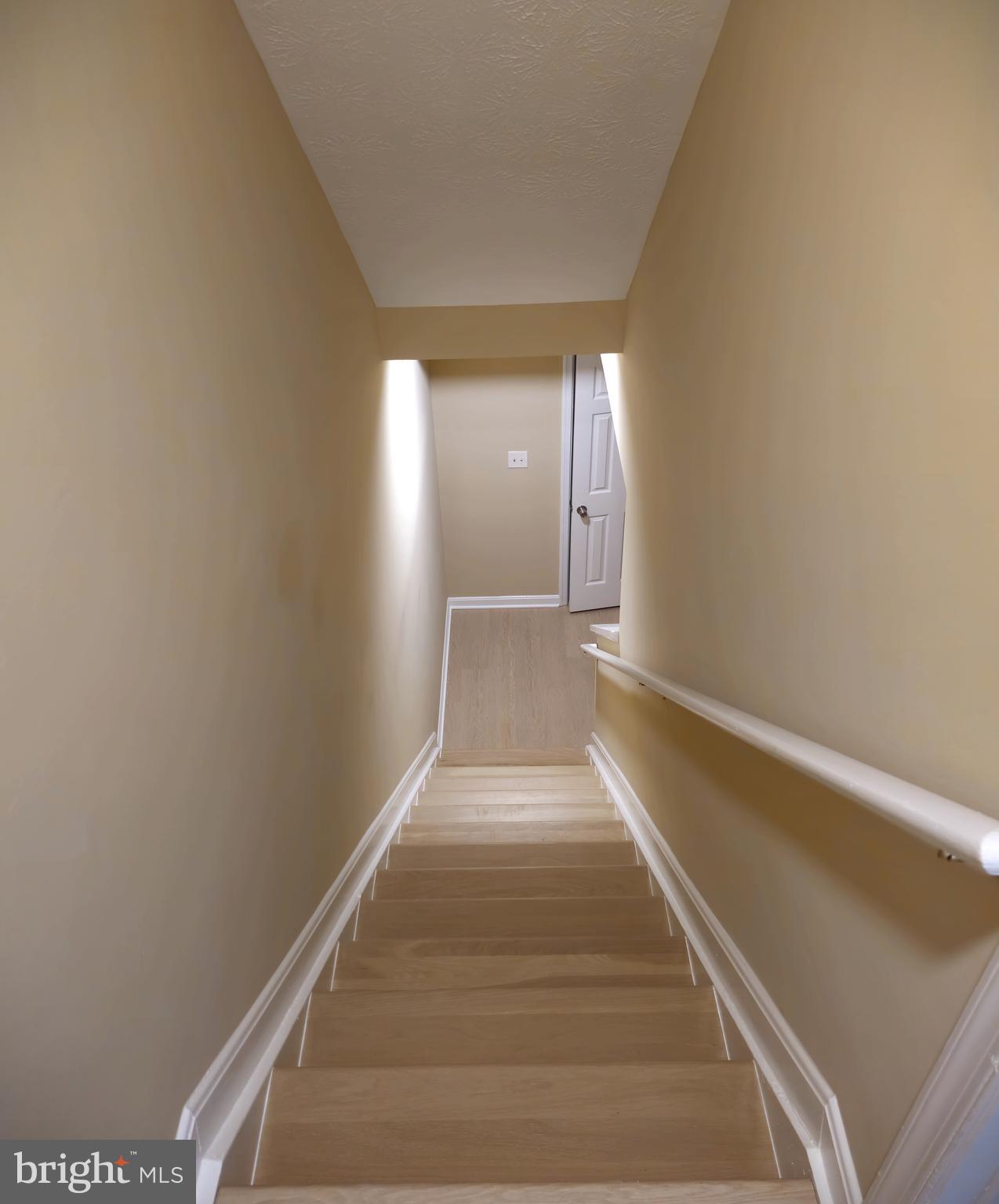 SNOWDEN RIDGE - Residential Lease