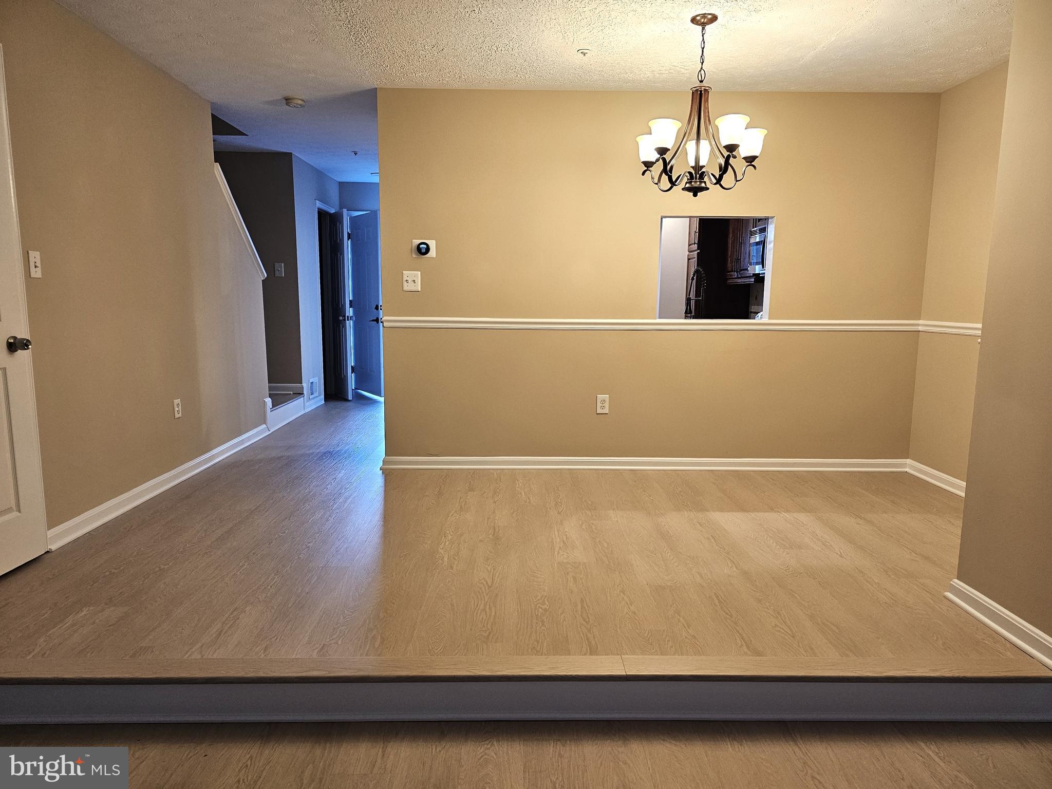 SNOWDEN RIDGE - Residential Lease