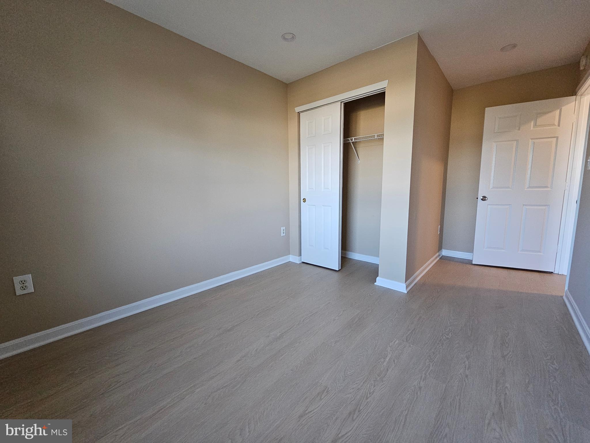 SNOWDEN RIDGE - Residential Lease