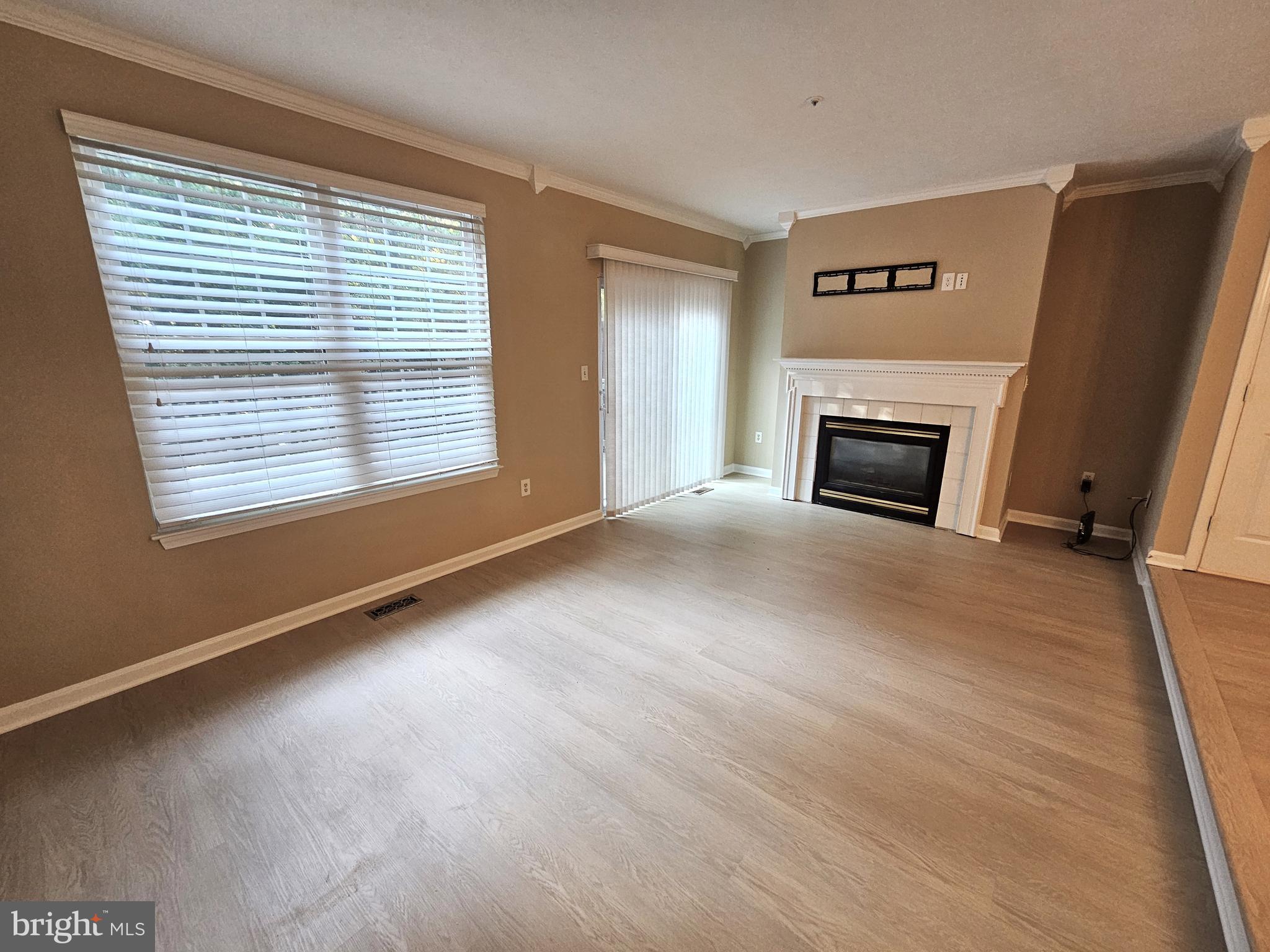 SNOWDEN RIDGE - Residential Lease