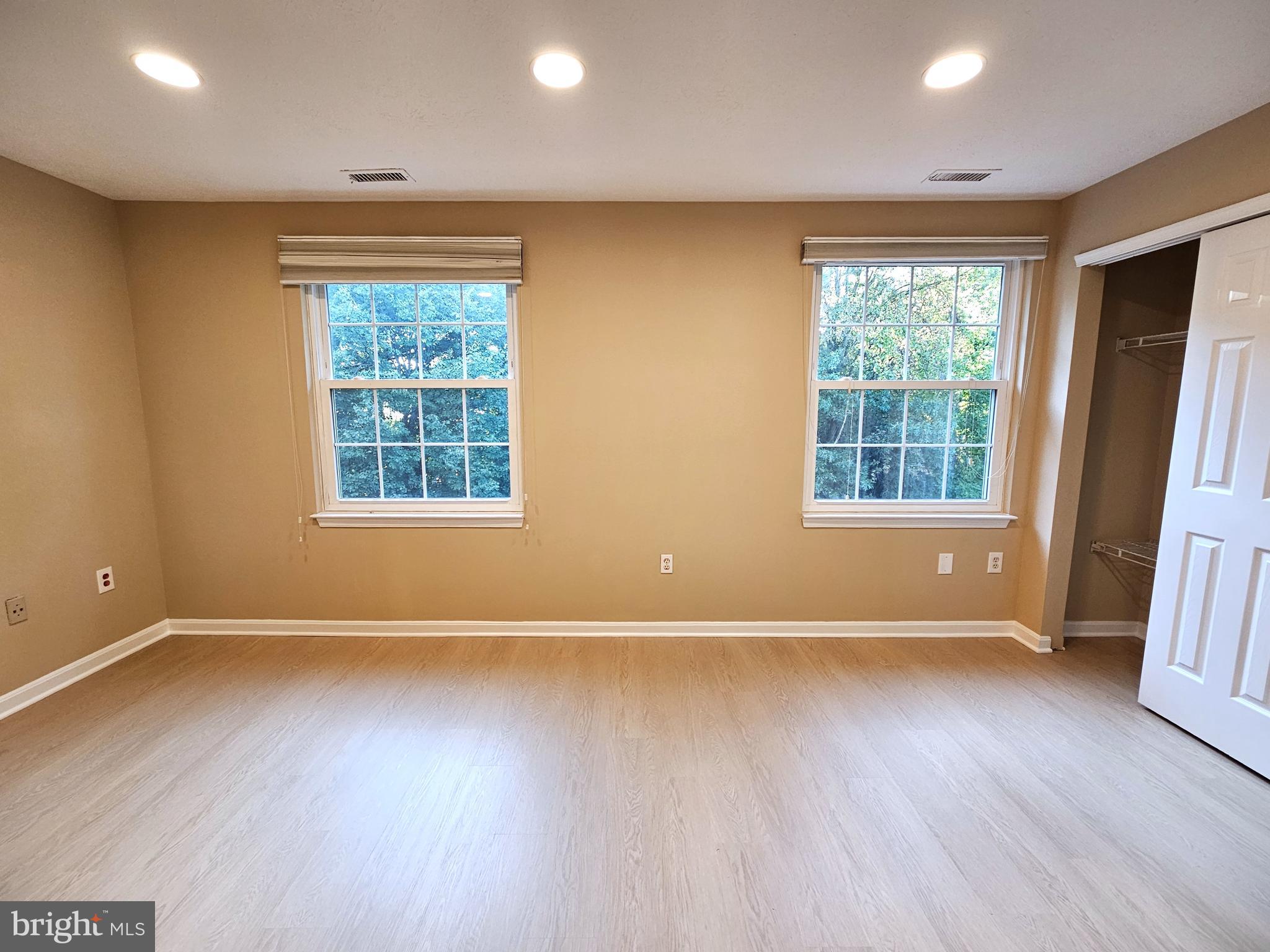 SNOWDEN RIDGE - Residential Lease