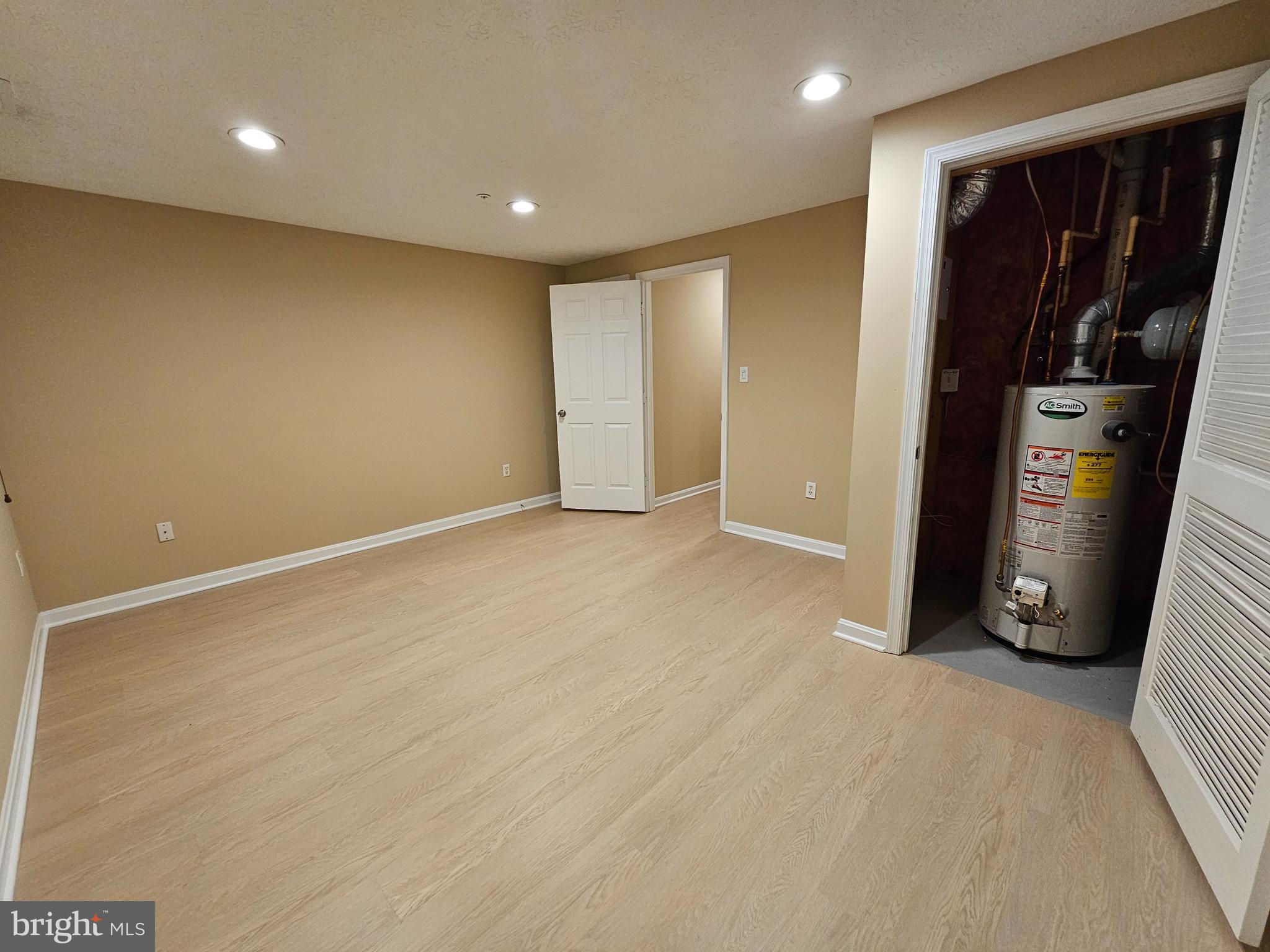 SNOWDEN RIDGE - Residential Lease