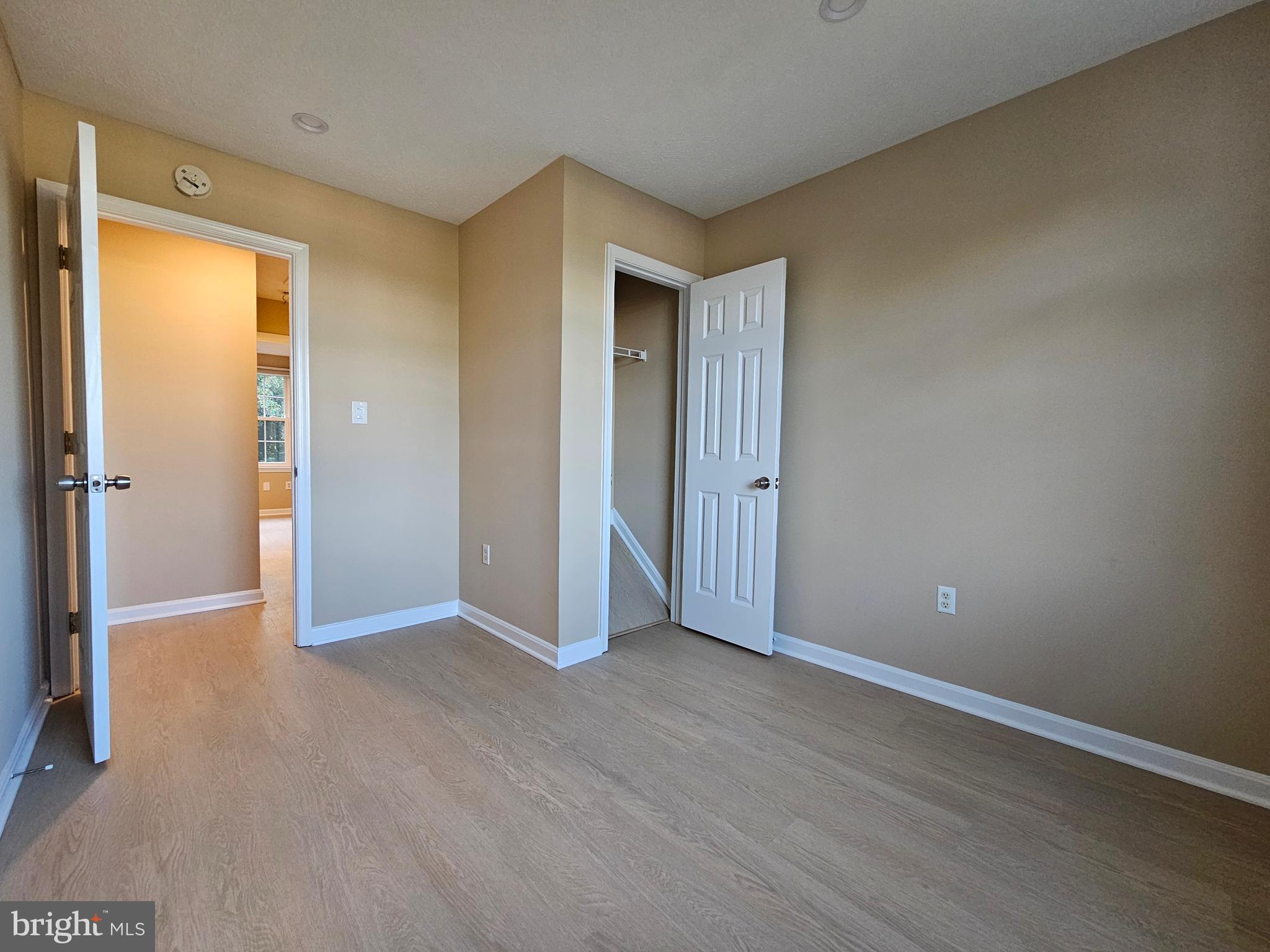 SNOWDEN RIDGE - Residential Lease