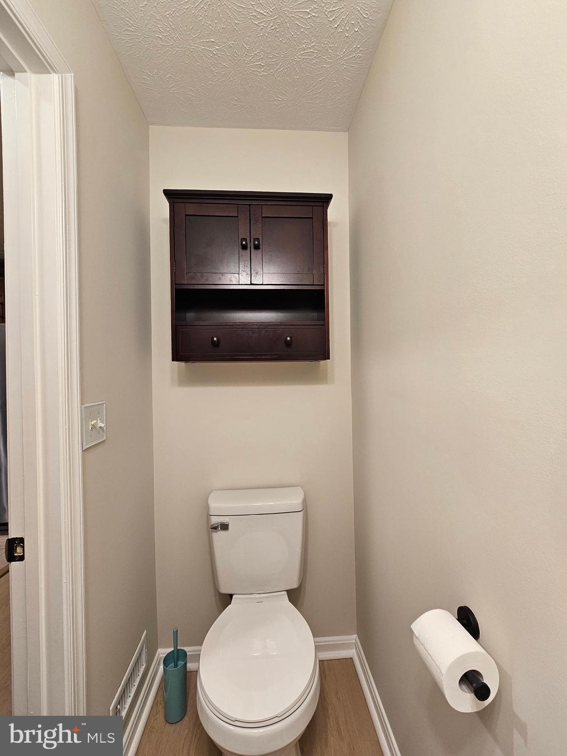 SNOWDEN RIDGE - Residential Lease