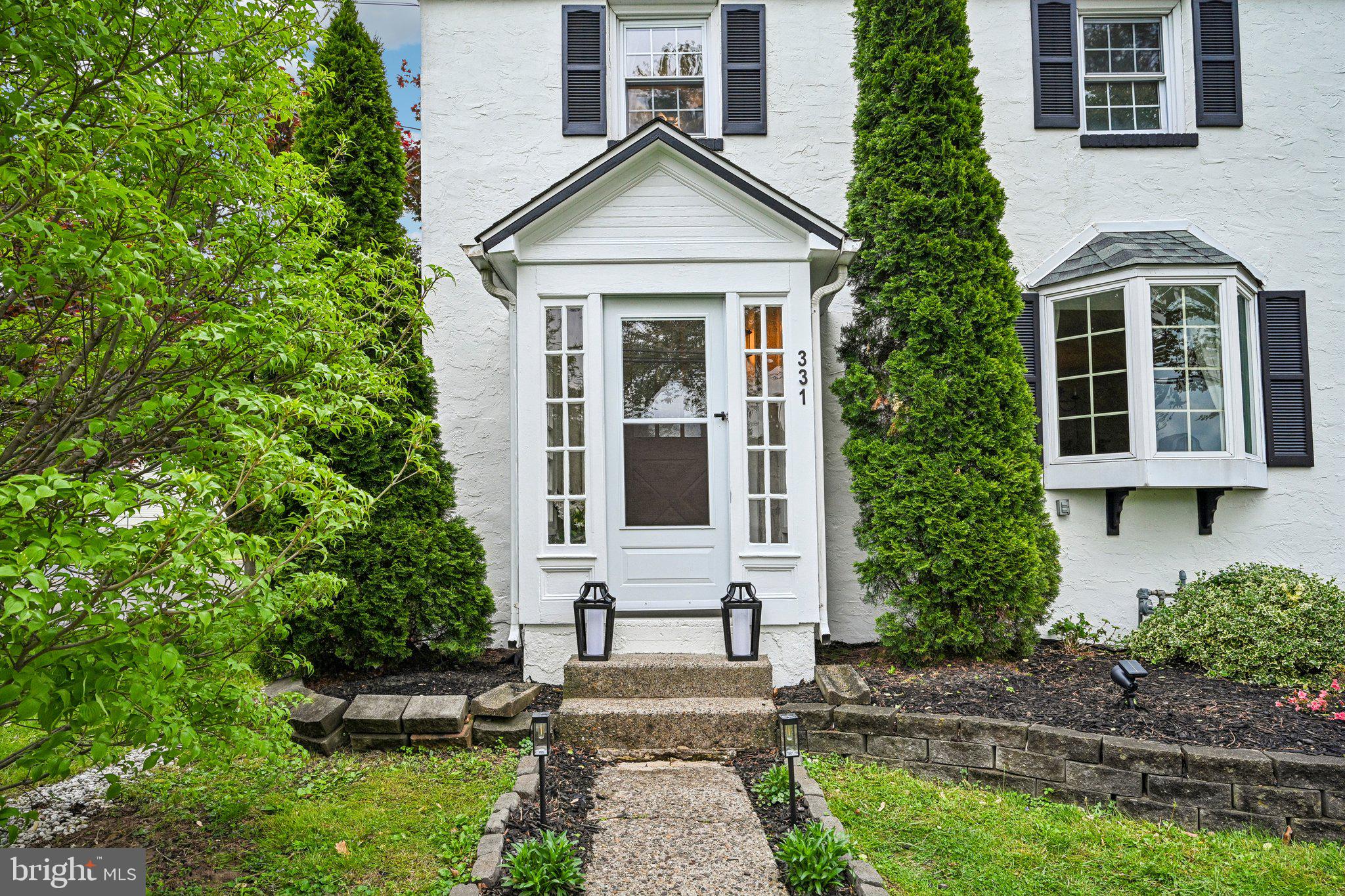 WILLOW GROVE - Residential