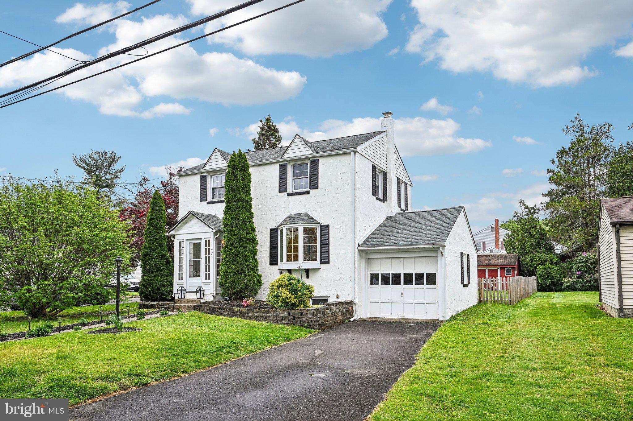 WILLOW GROVE - Residential
