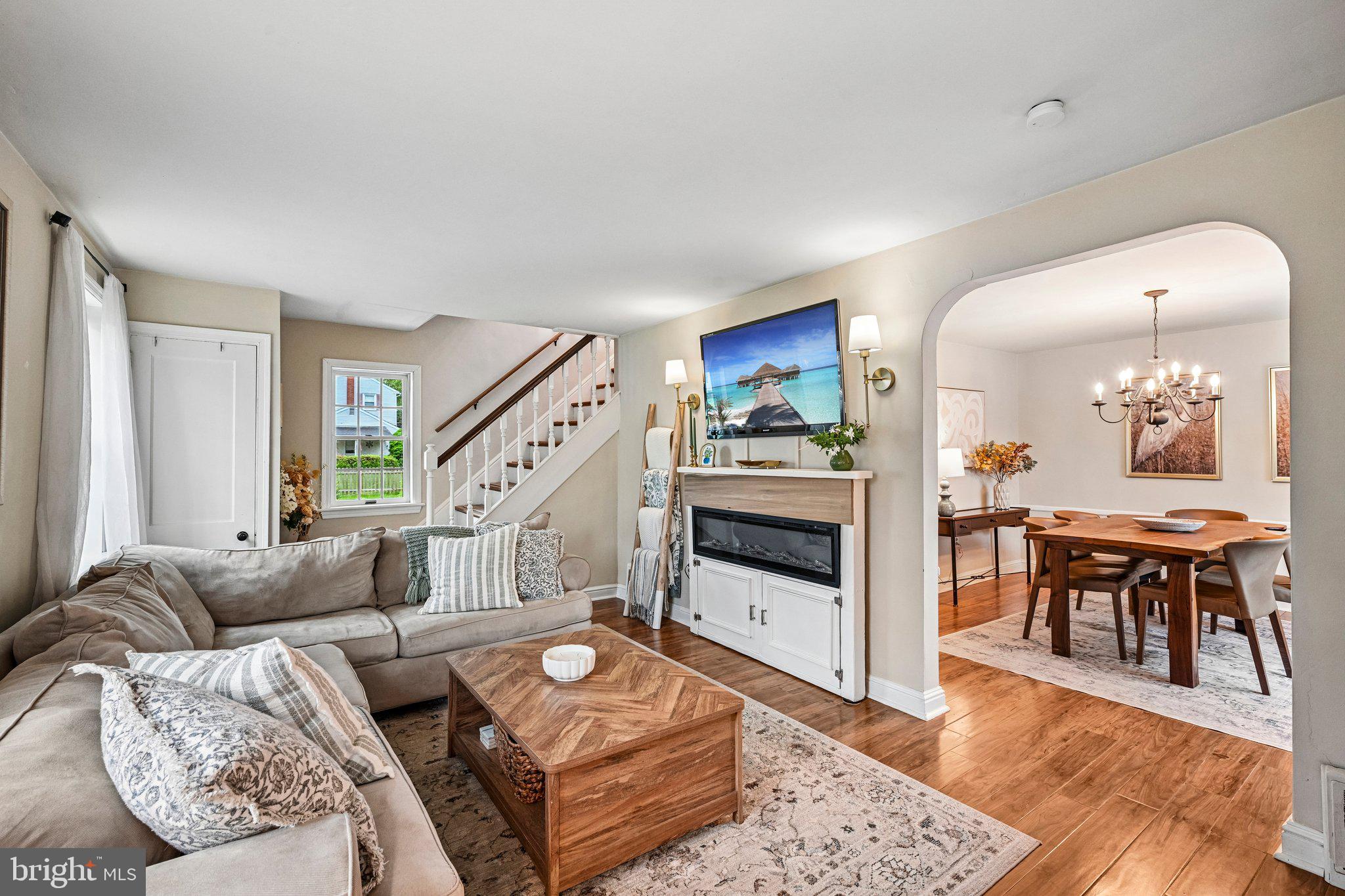 WILLOW GROVE - Residential
