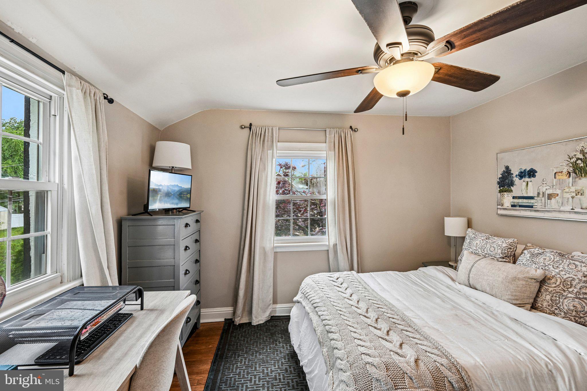 WILLOW GROVE - Residential