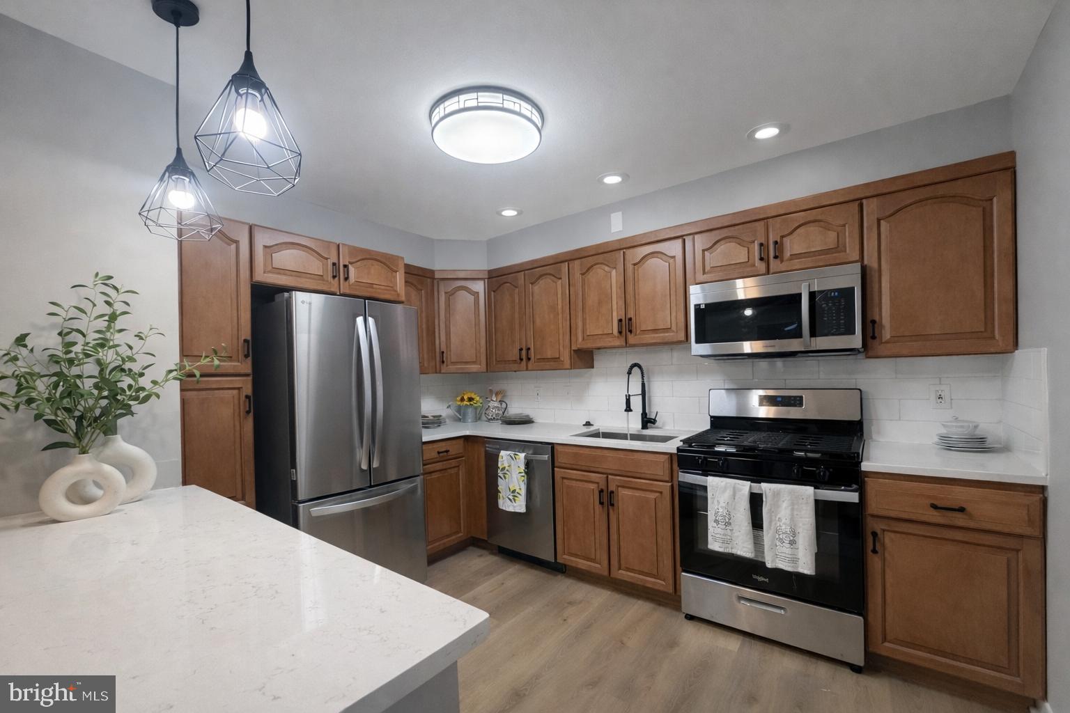 MILFORD GARDENS - Residential