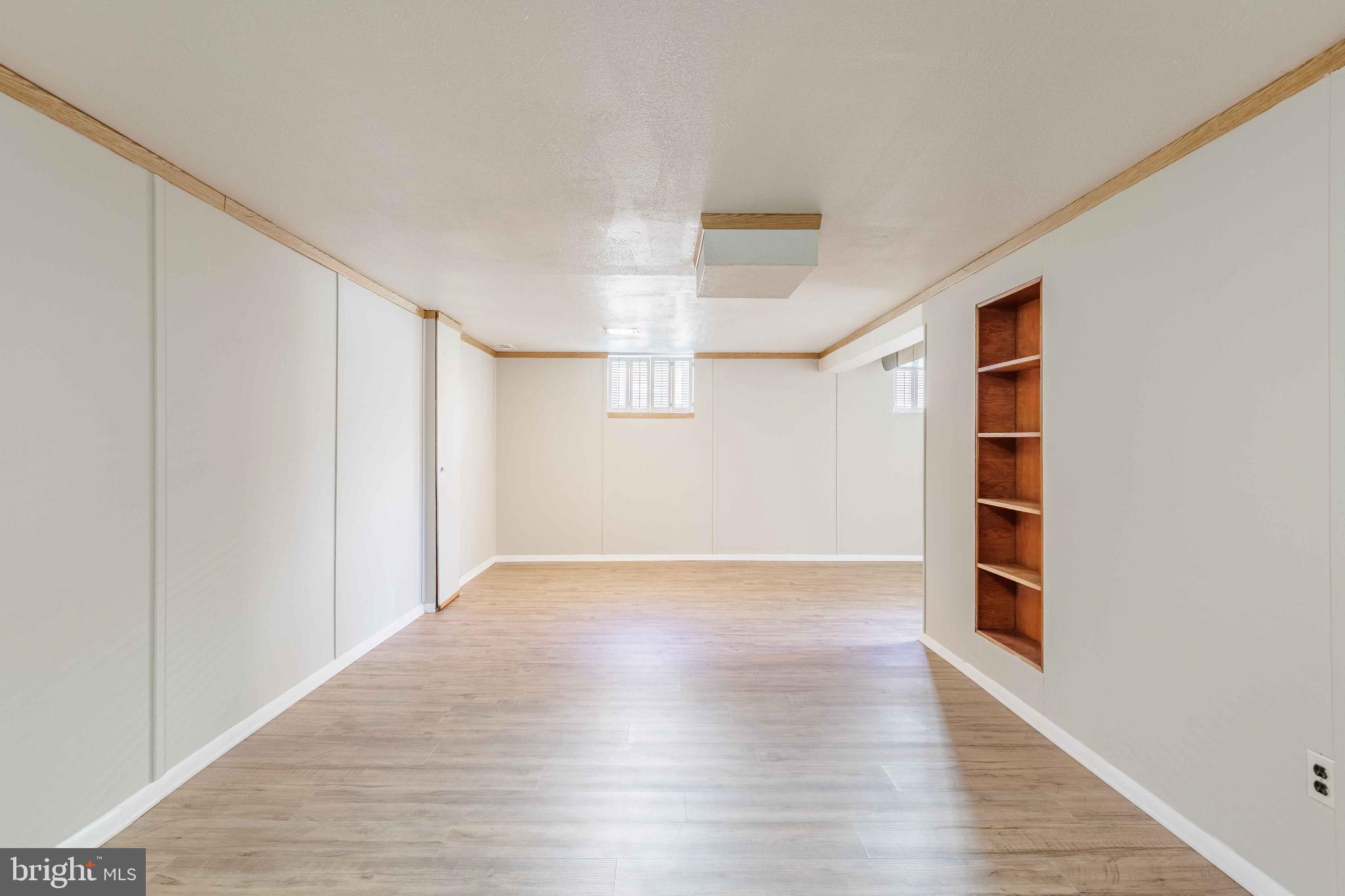 LOCUST SPRINGS - Residential