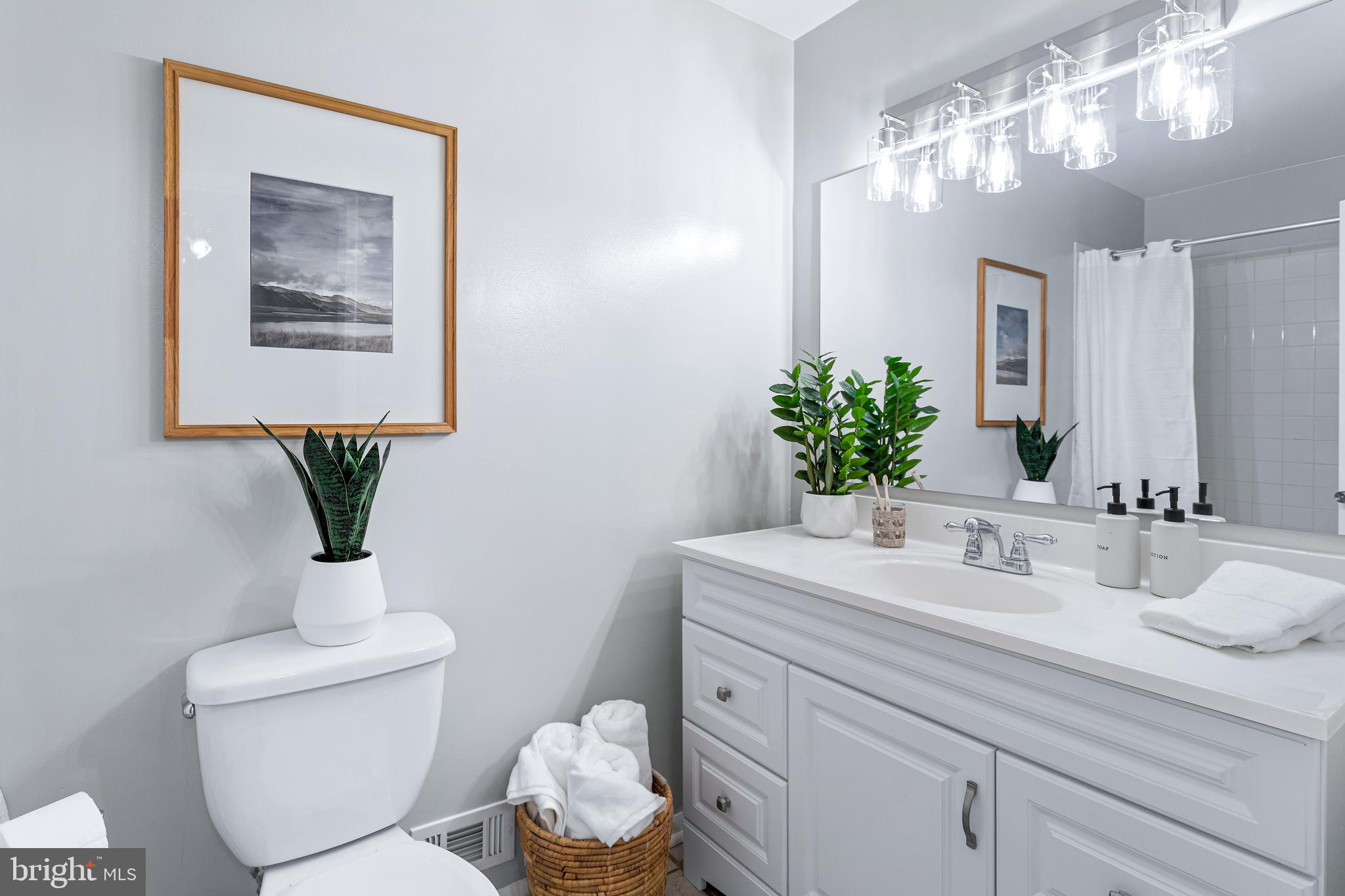 WOODWINDS - Residential